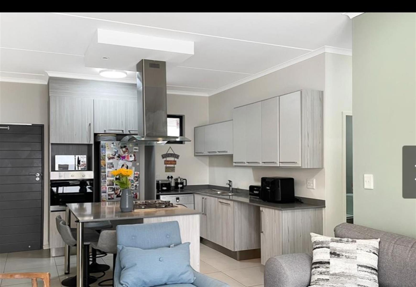 Apartment For Sale in Erand Gardens, Midrand