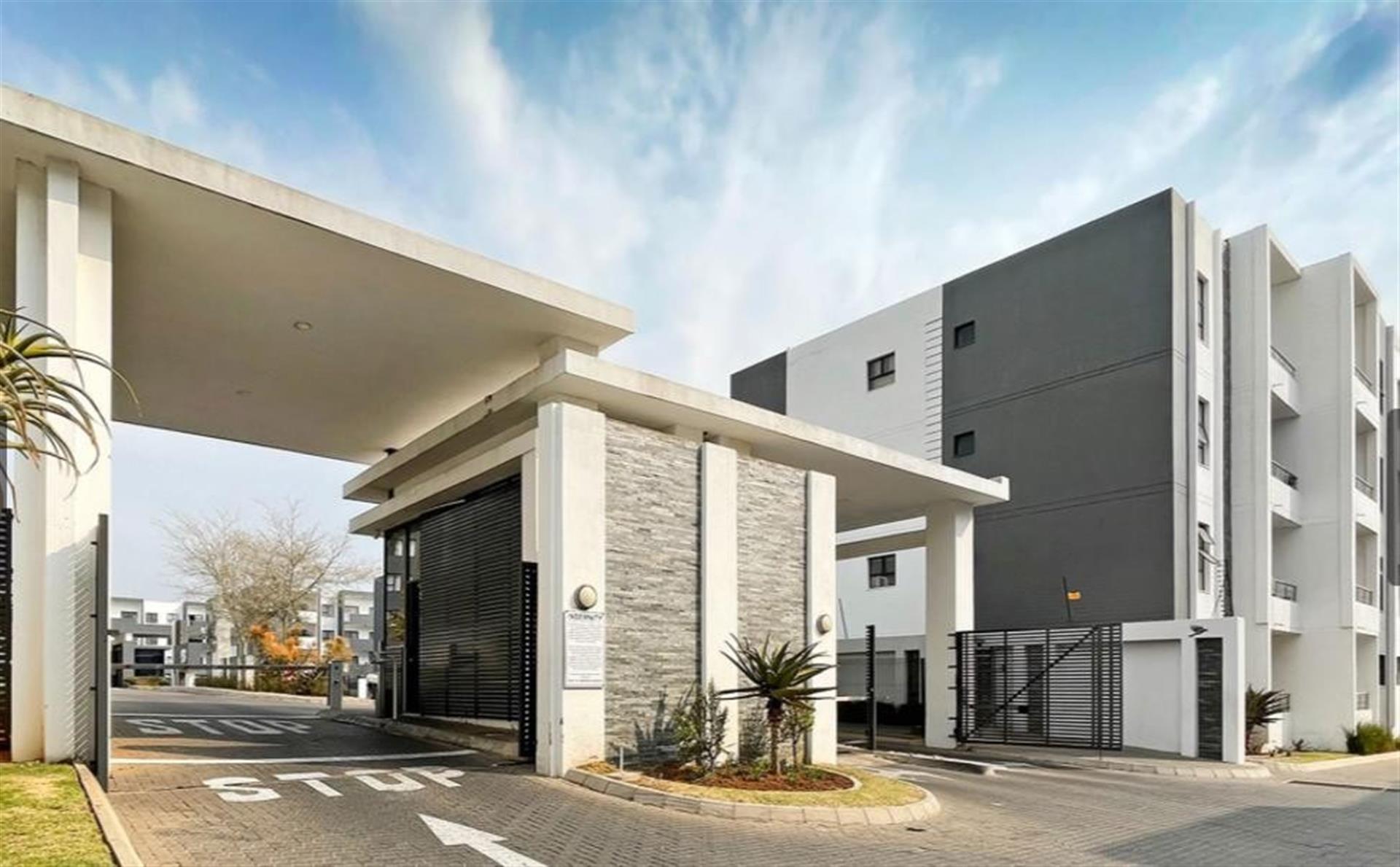 Apartment For Sale in Erand Gardens, Midrand