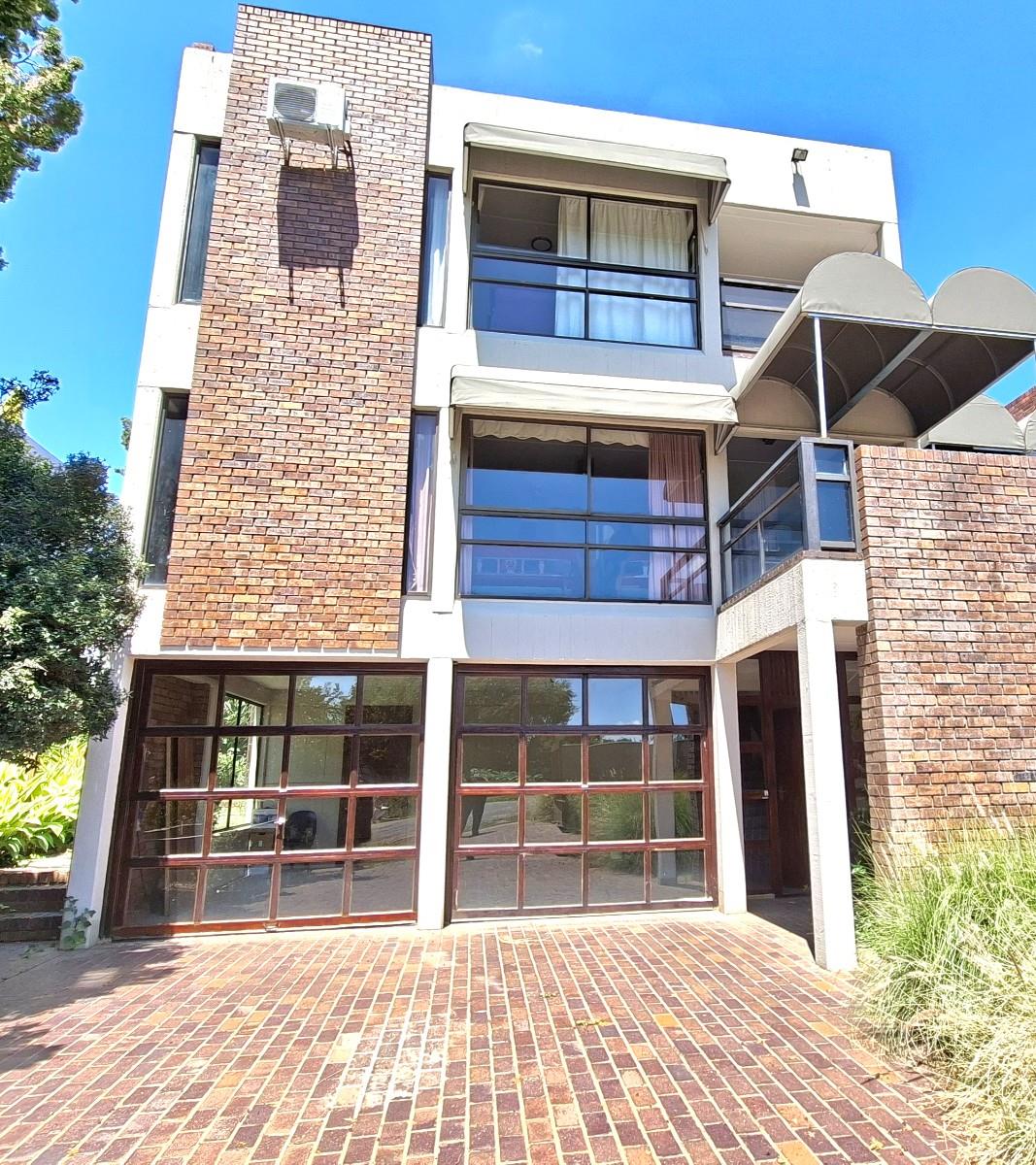 Exclusive Five-Level Luxury Residence with Panoramic Vaal River Views