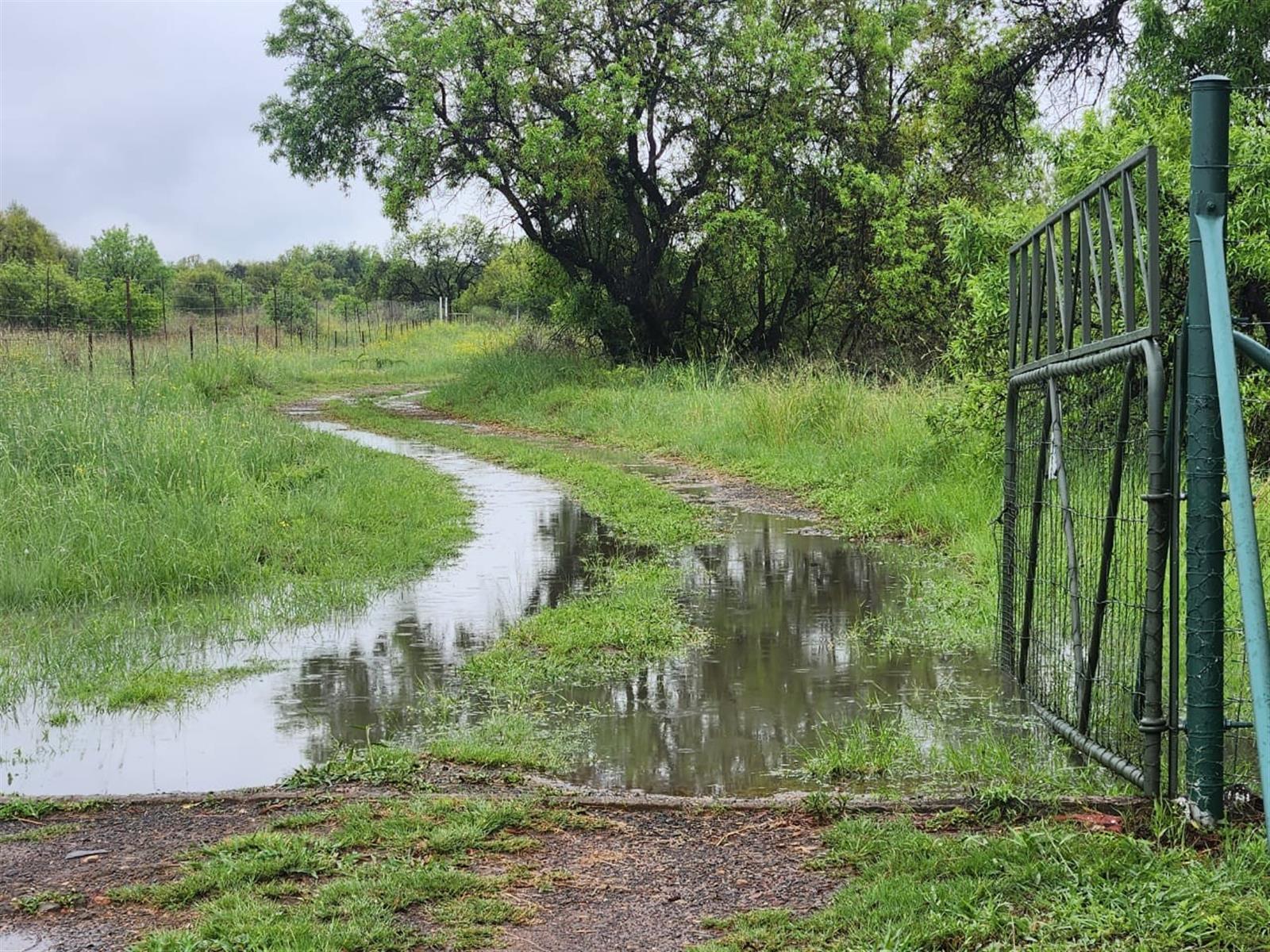 25ha WITH RIVERFRONT FARM - PRICED TO GO