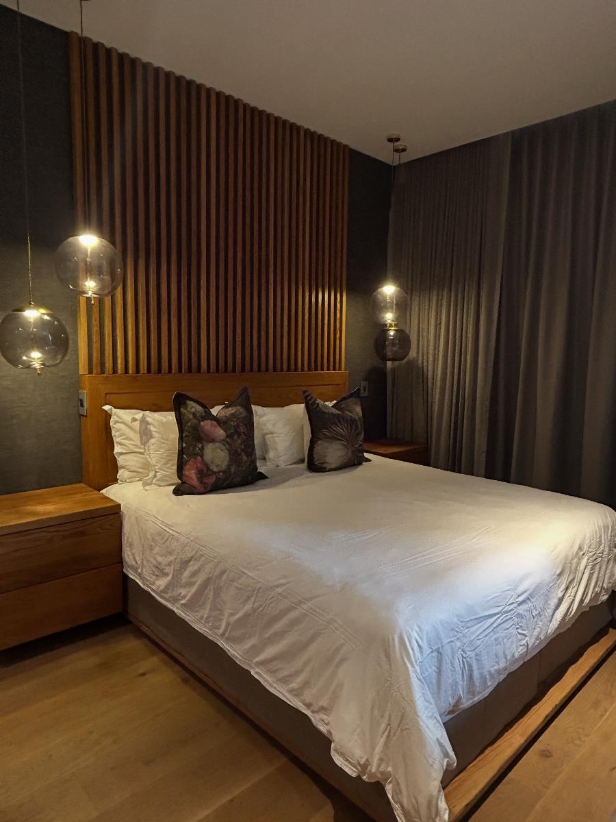 Sophisticated Elegant Ambience One-Bedroom Living (Furnished)