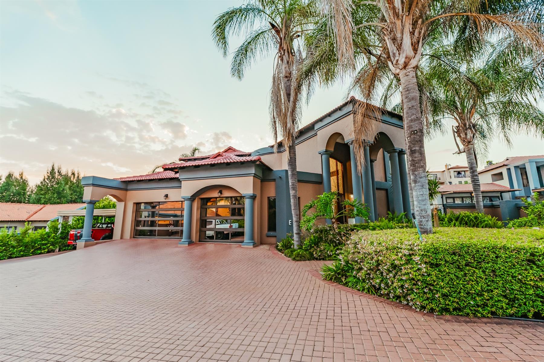 House For Sale in Birdwood Estate, Hartbeespoort, North West