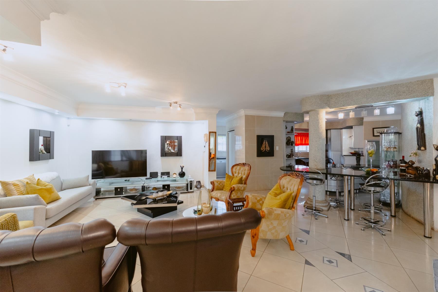 House For Sale in Birdwood Estate, Hartbeespoort, North West