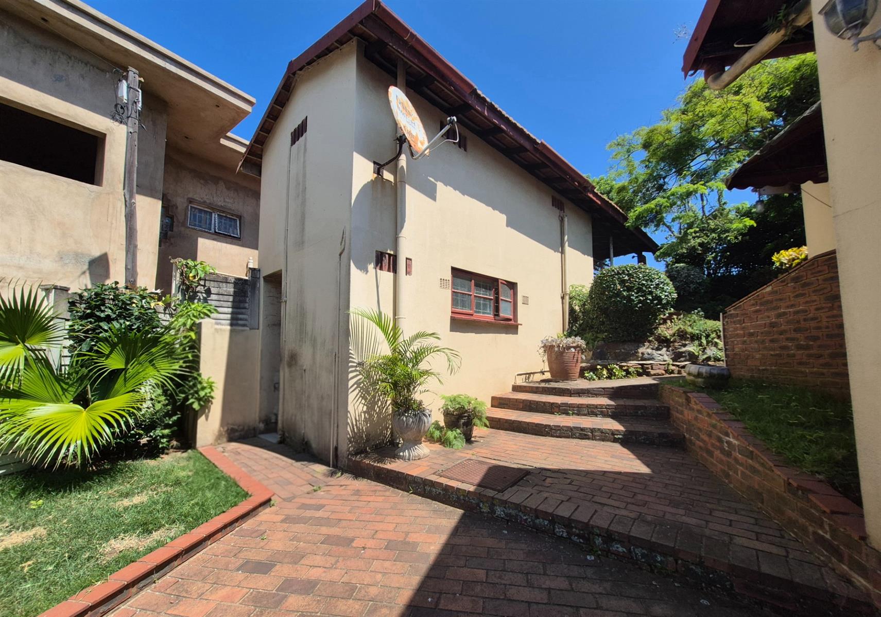 Marine Drive!! Home For Sale!