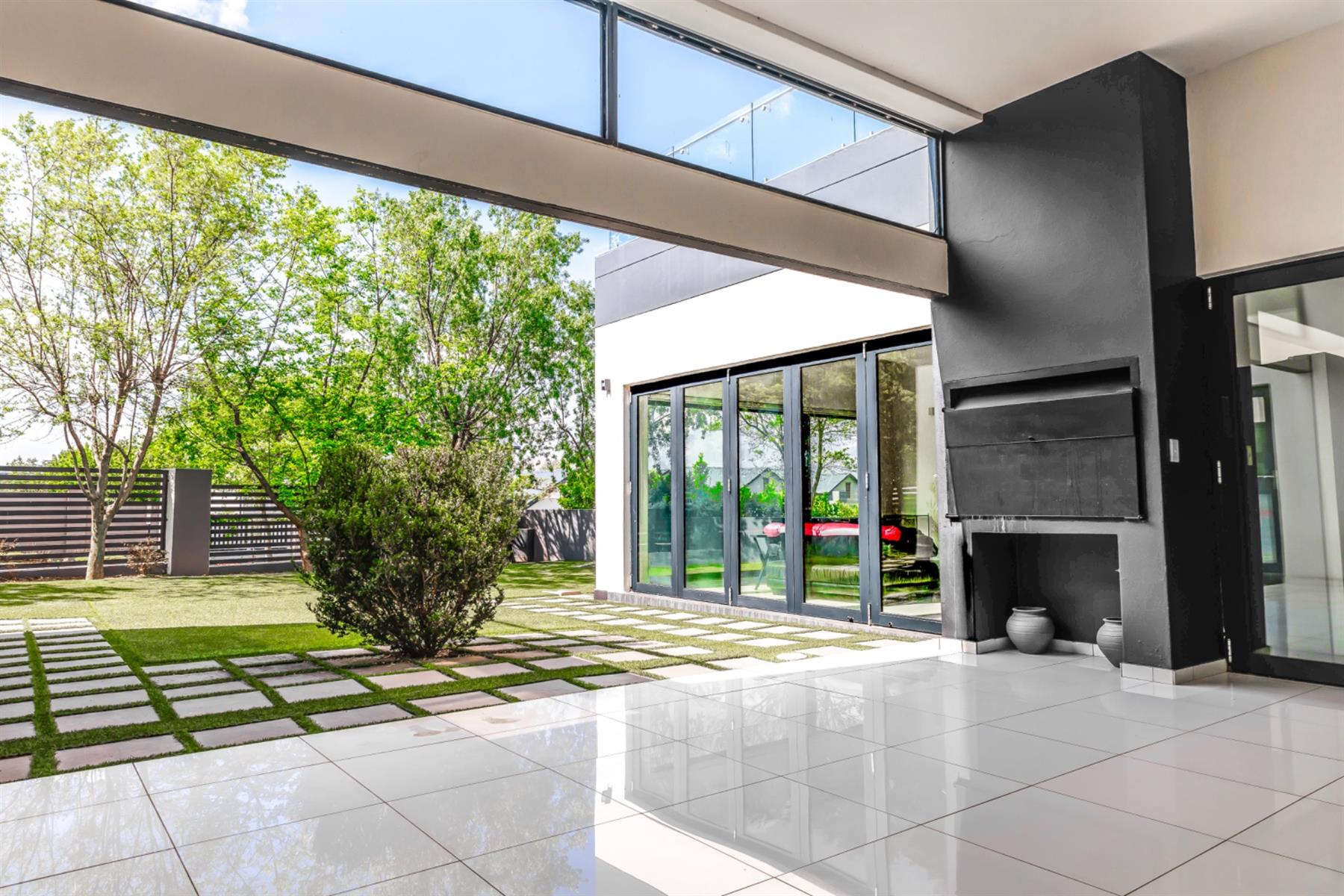 House For Sale in Helderfontein Estate, Midrand