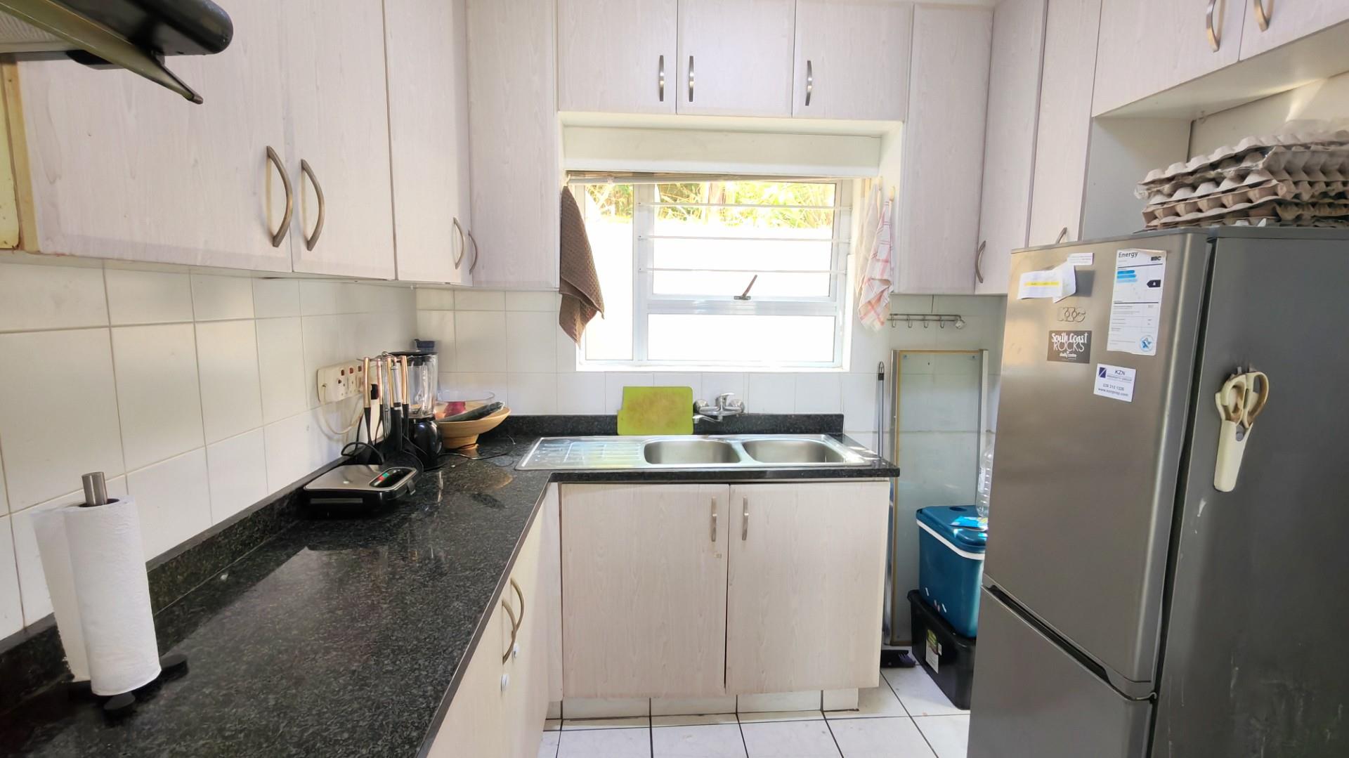 Pet-friendly Apartment For Sale in Uvongo, Margate, KwaZulu Natal