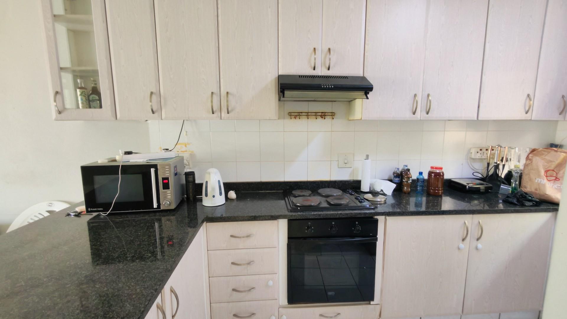 Pet-friendly Apartment For Sale in Uvongo, Margate, KwaZulu Natal