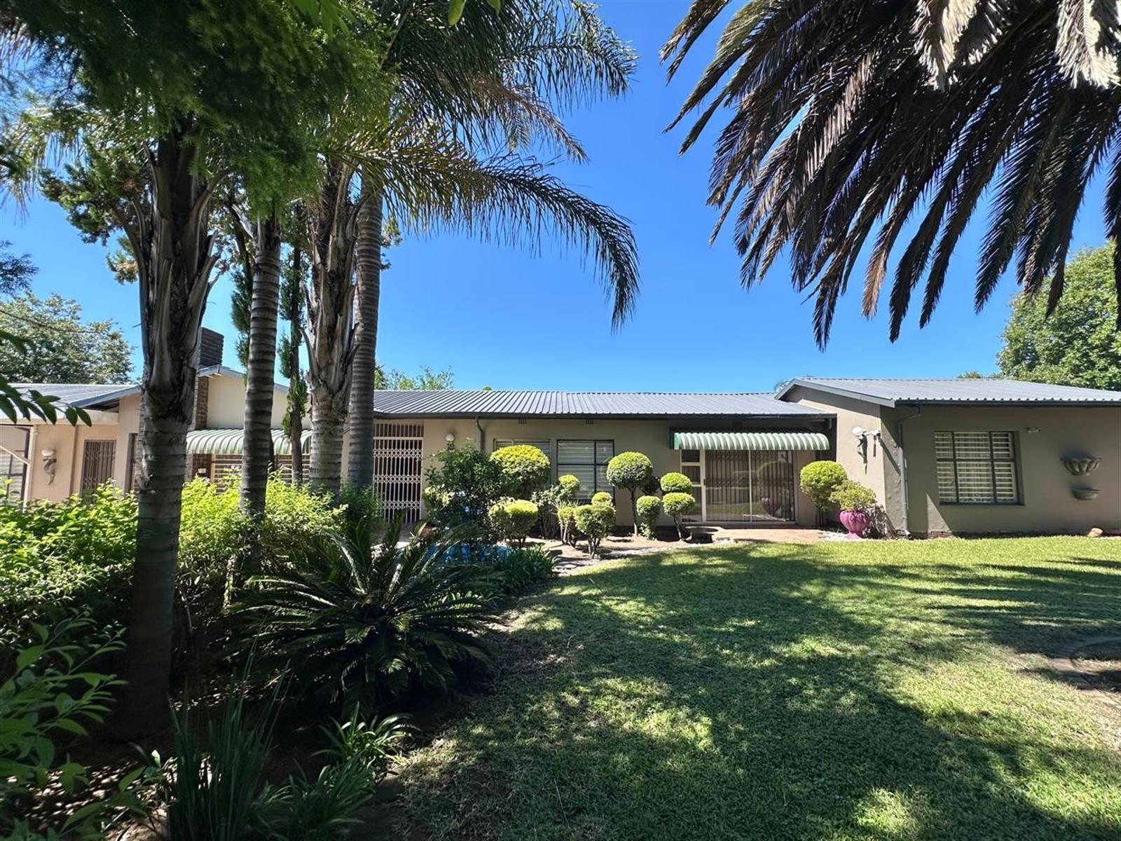 Beautifully Designed Family Home in Prime Huttenheights.