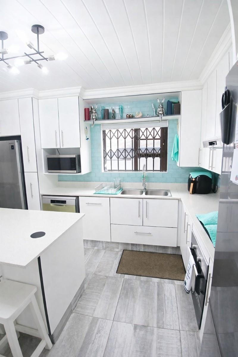 House For Sale in Island View, Mossel Bay