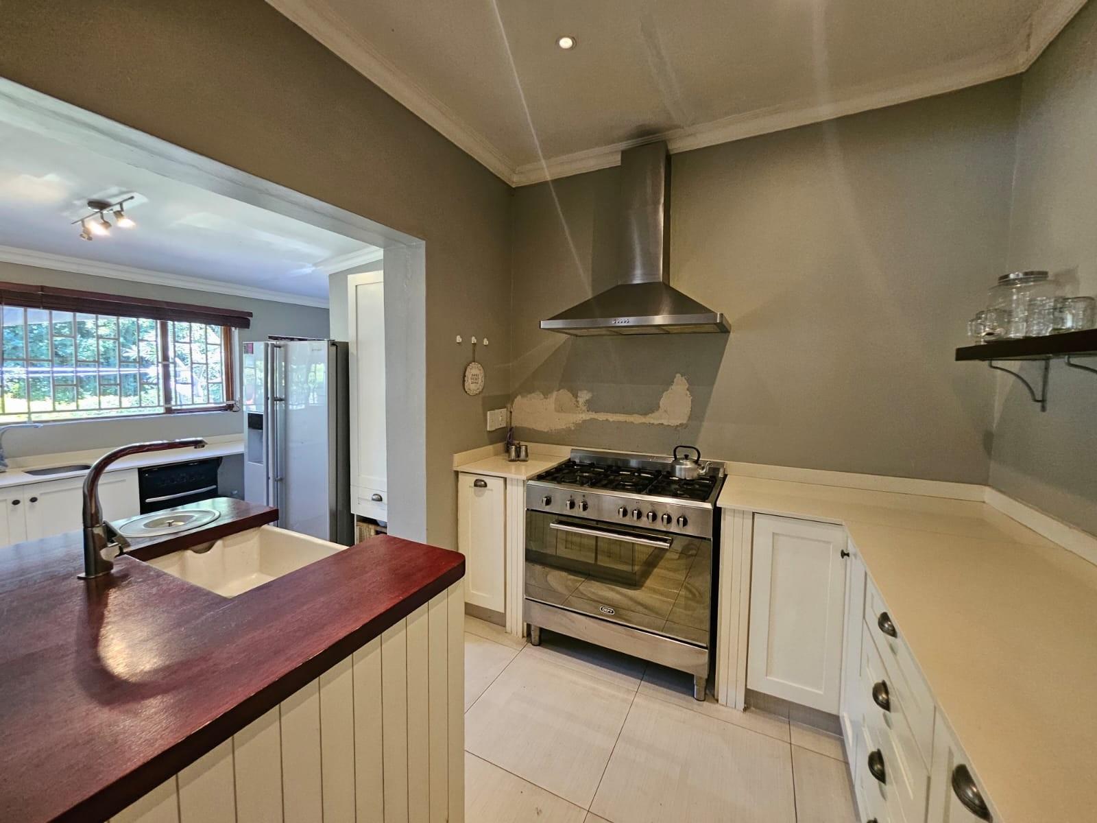 House For Sale in Athlone Park, Amanzimtoti, KwaZulu Natal
