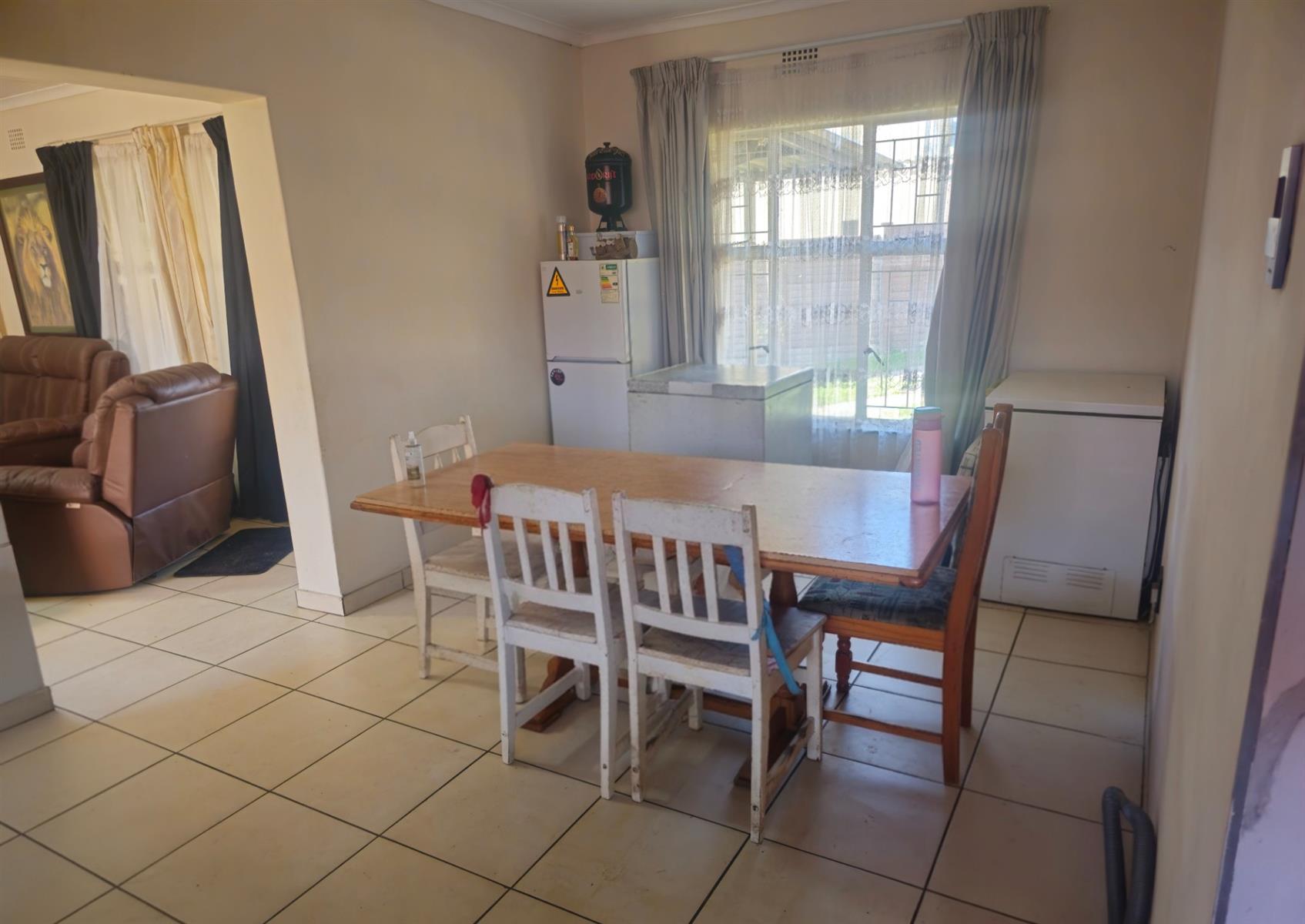 House For Sale in Tasbet Park Ext 1, Emalahleni Mpumalanga
