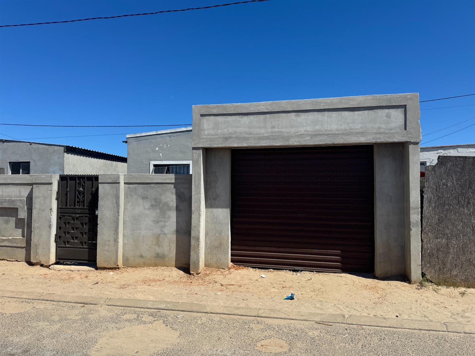 Spacious 2 Bedroom Home For Sale in Delft