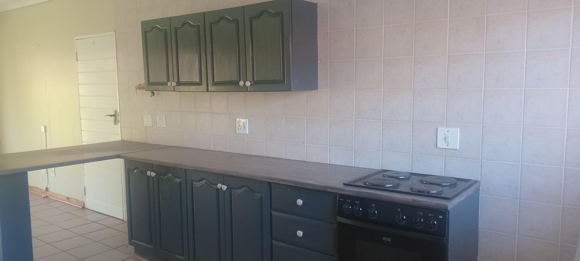 Townhouse For Sale in Aviary Hill, Newcastle, KwaZulu Natal