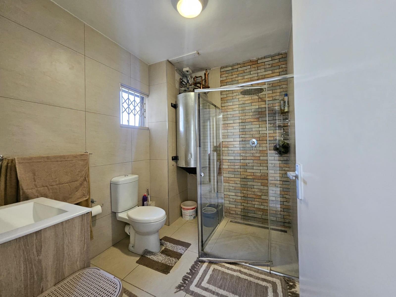 House For Sale in Warner Beach, Kingsburgh, KwaZulu Natal
