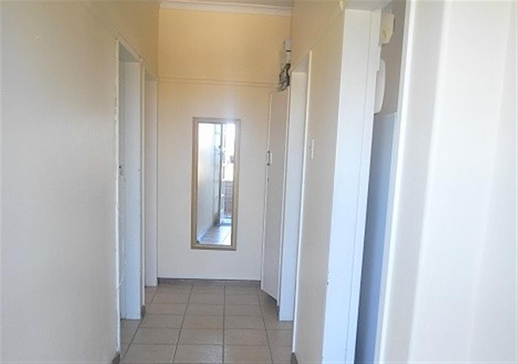 1 Bedroom apartment for sale in Richmond Hill, Port Elizabeth