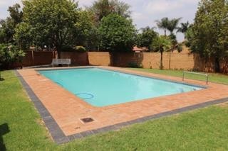 3Bed Townhouse in Die Wilgers, Pretoria
