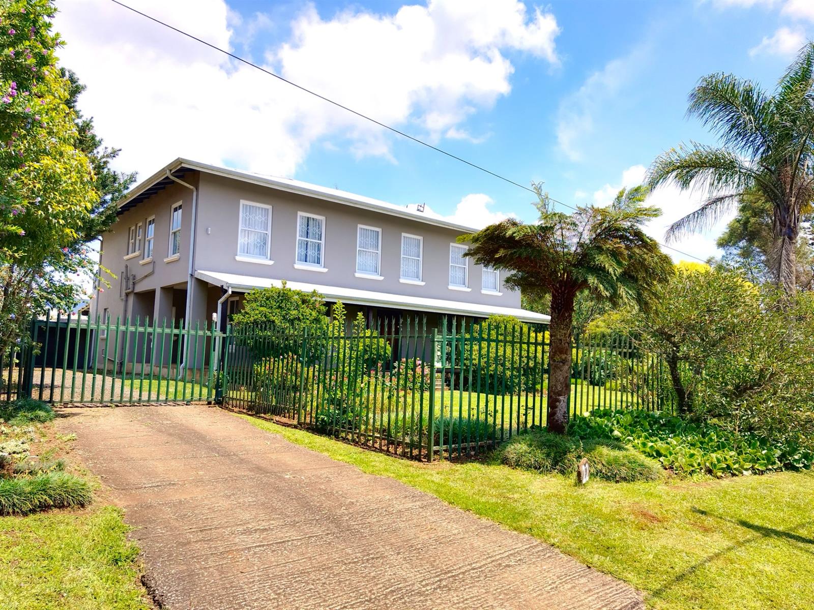 MAGNIFICENT FAMILY HOME FOR SALE IN GRASKOP - PANORAMA ROUTE GEM