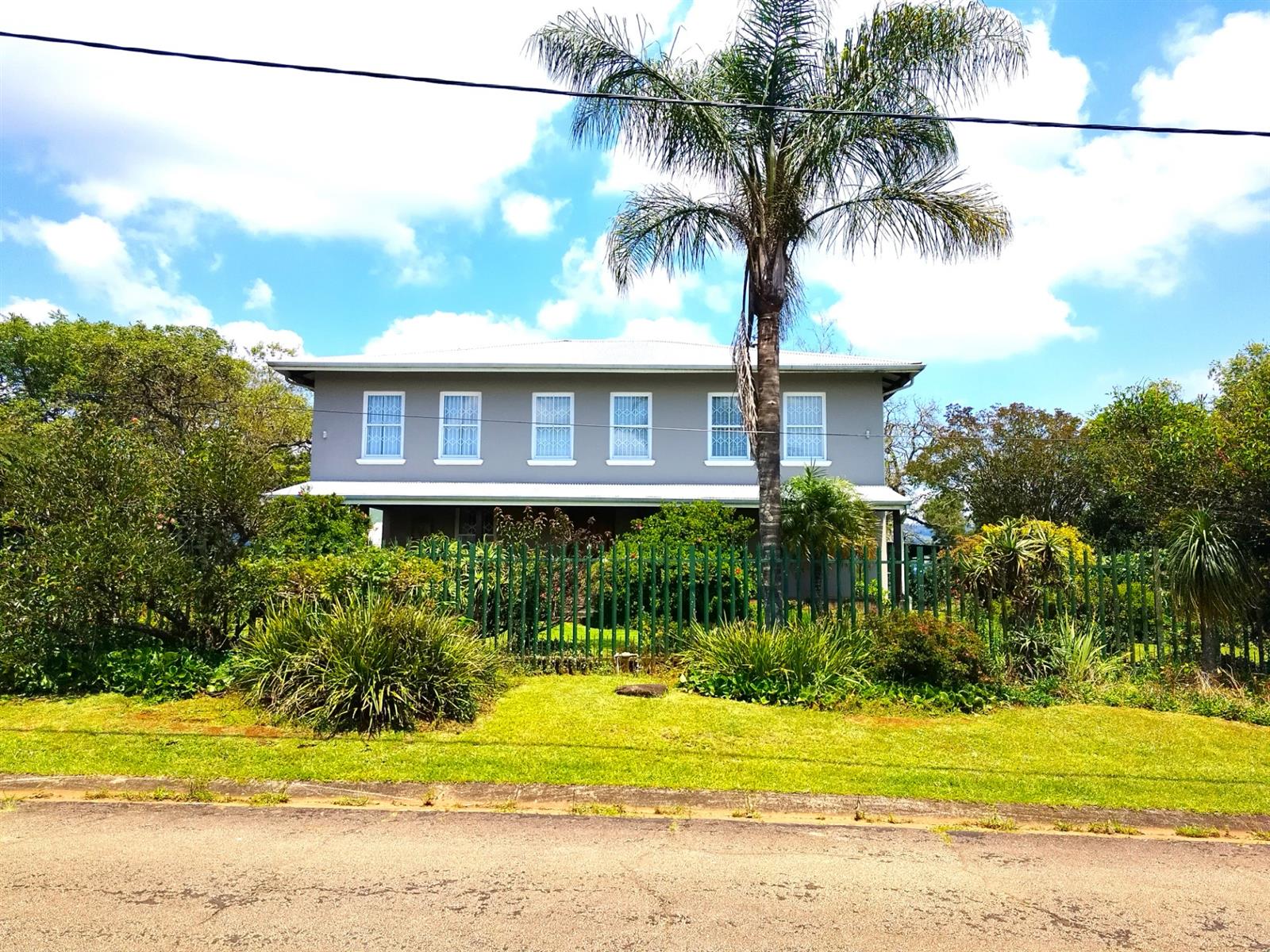 MAGNIFICENT FAMILY HOME FOR SALE IN GRASKOP - PANORAMA ROUTE GEM