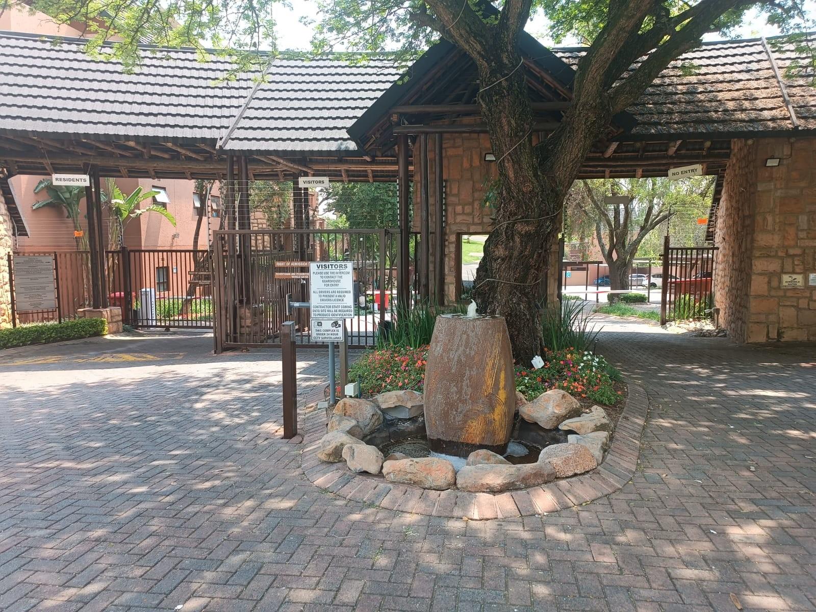 Garden Unit for Sale Magaliessig, Sandton