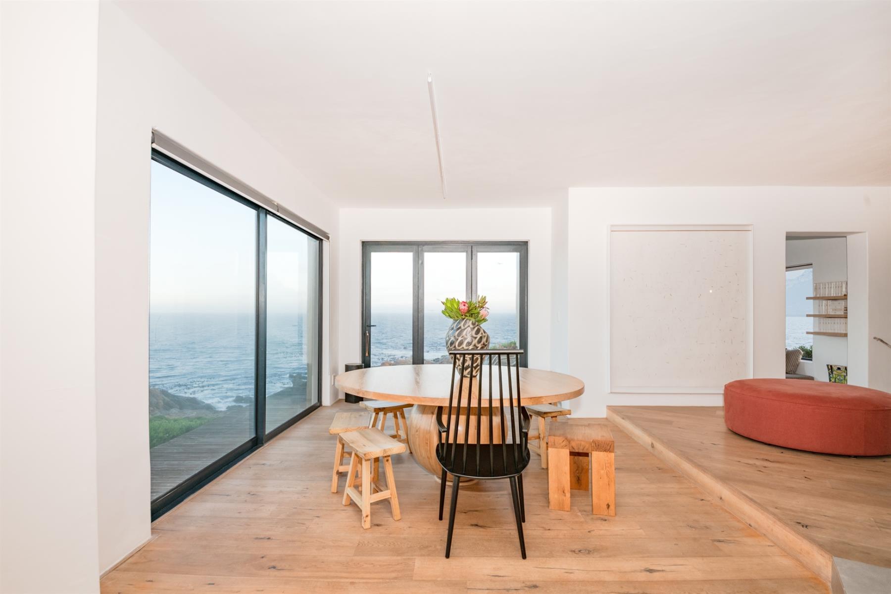 House for sale in Pringle Bay, 2 terminal, Pringle Bay, Western Cape, 464 m²