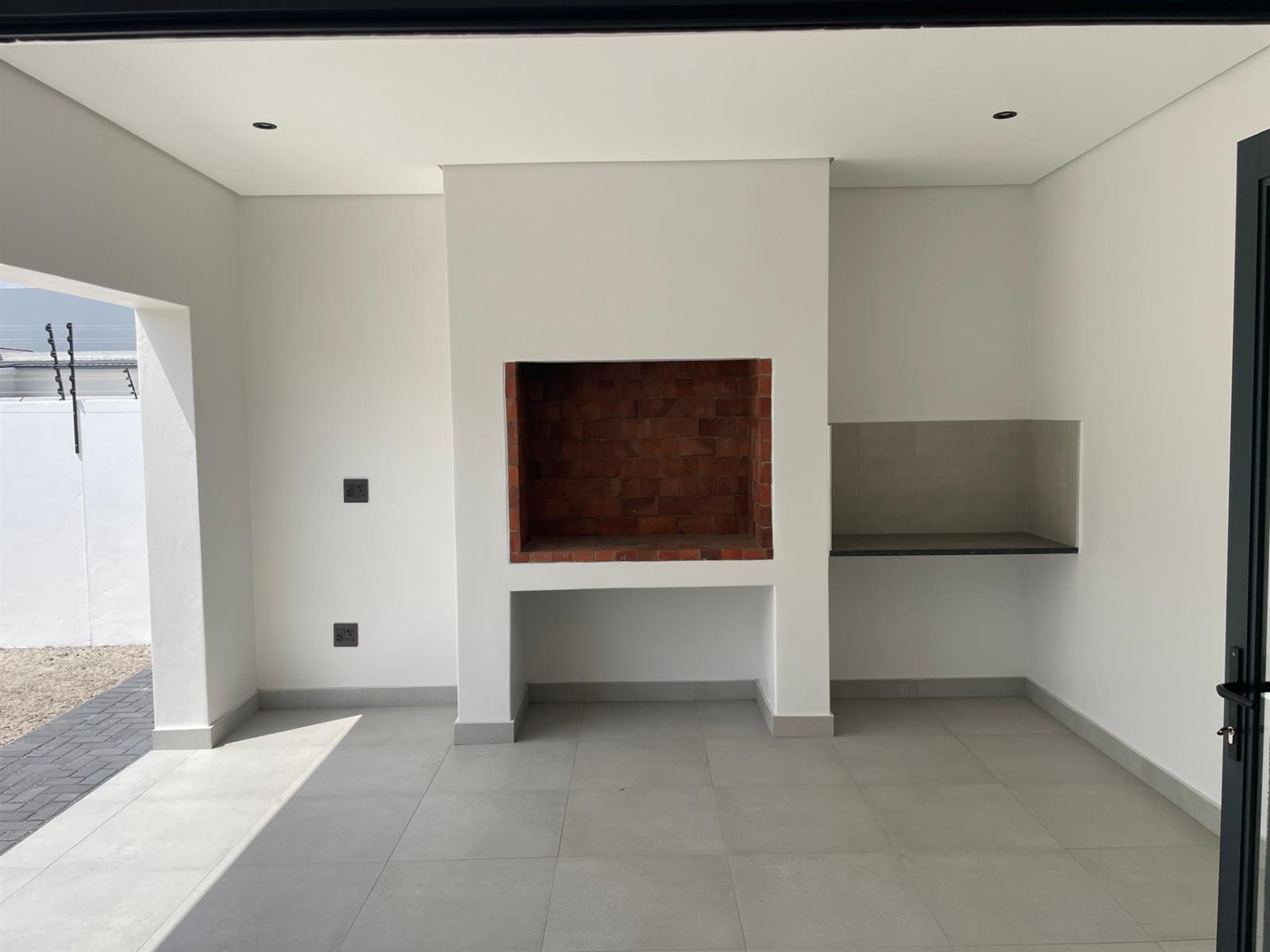 4 Bedroomed Beauty!