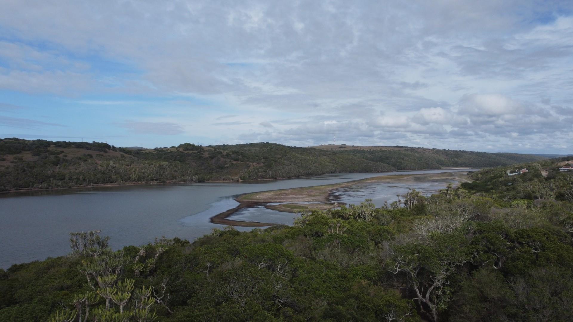 Vacant Land on the Peninsula in Kleinemonde