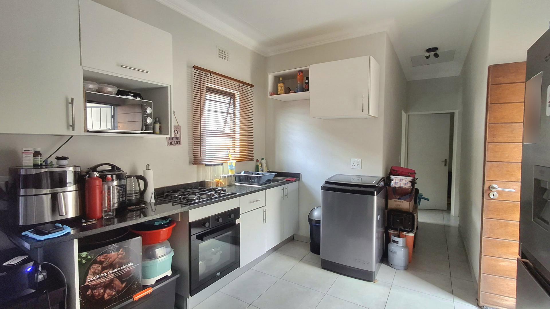 Secure 2-Bedroom Home in Olive Tree Estate, South Hills