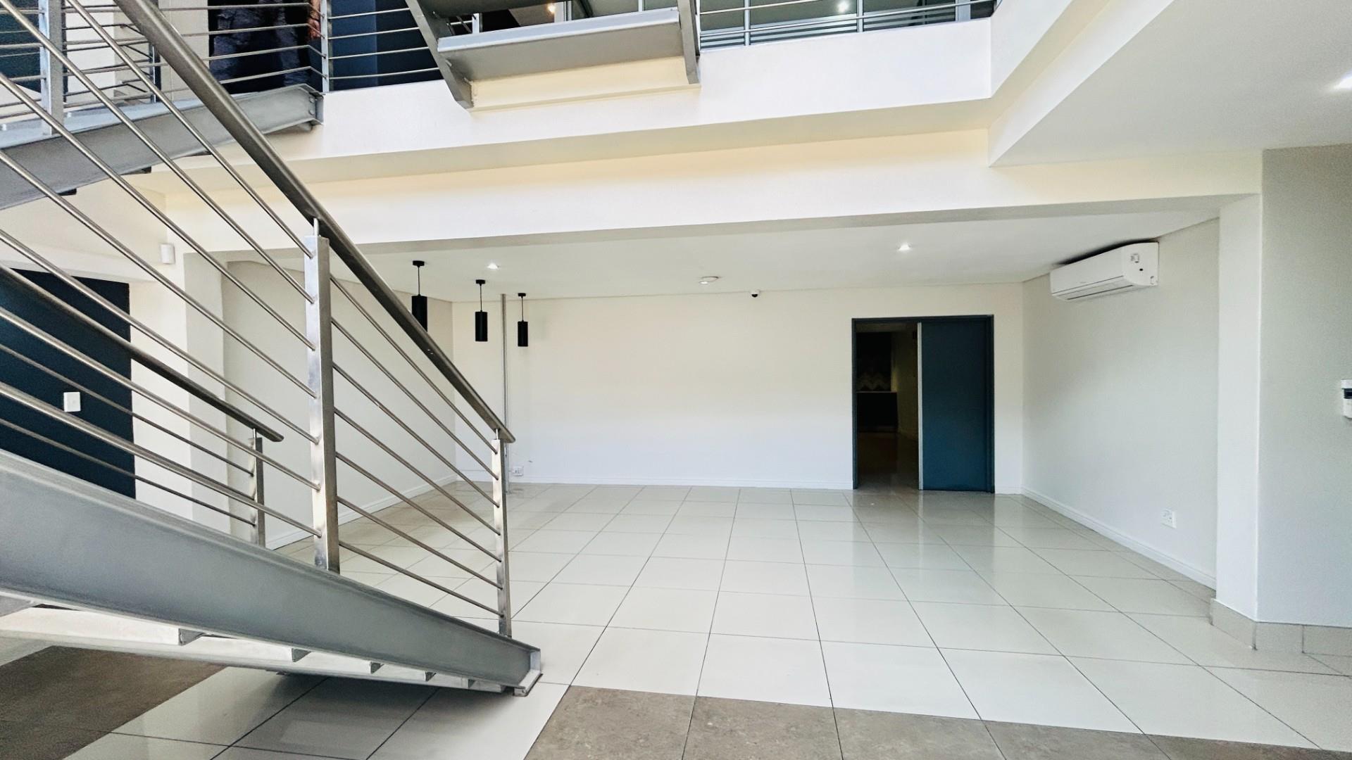Commercial Property For Sale in Die Hoewes, Centurion