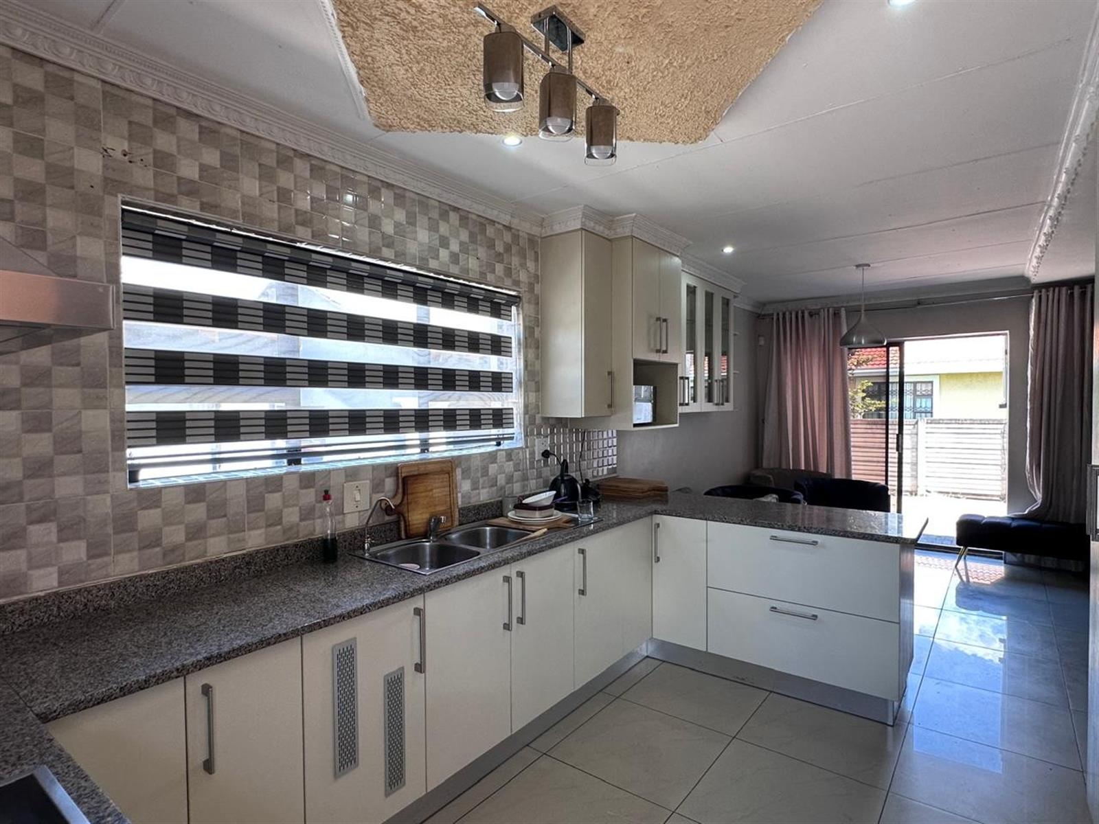 Stylish Renovated 3 Bedroom Home in Amajuba Park.