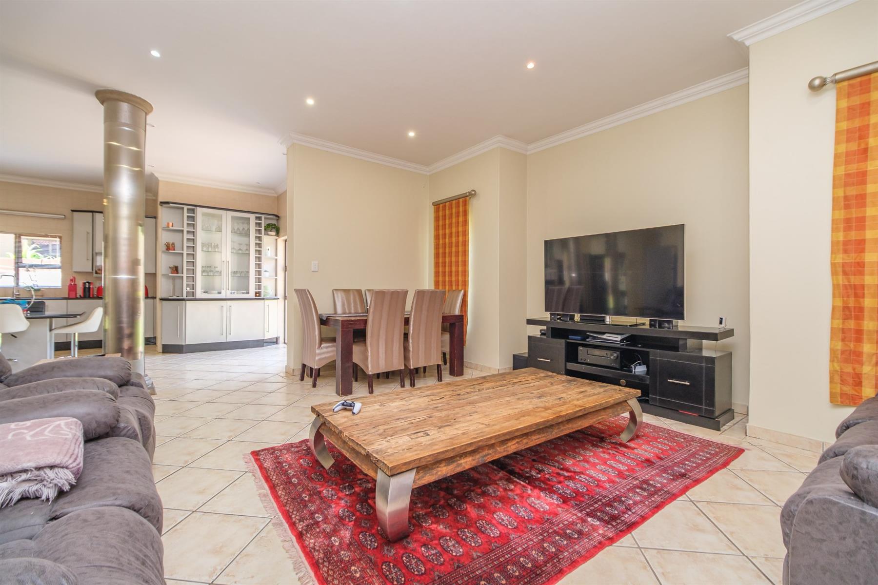 Exquisite 5-Bedroom Residence on a Double Stand in Blue Valley Golf Estate