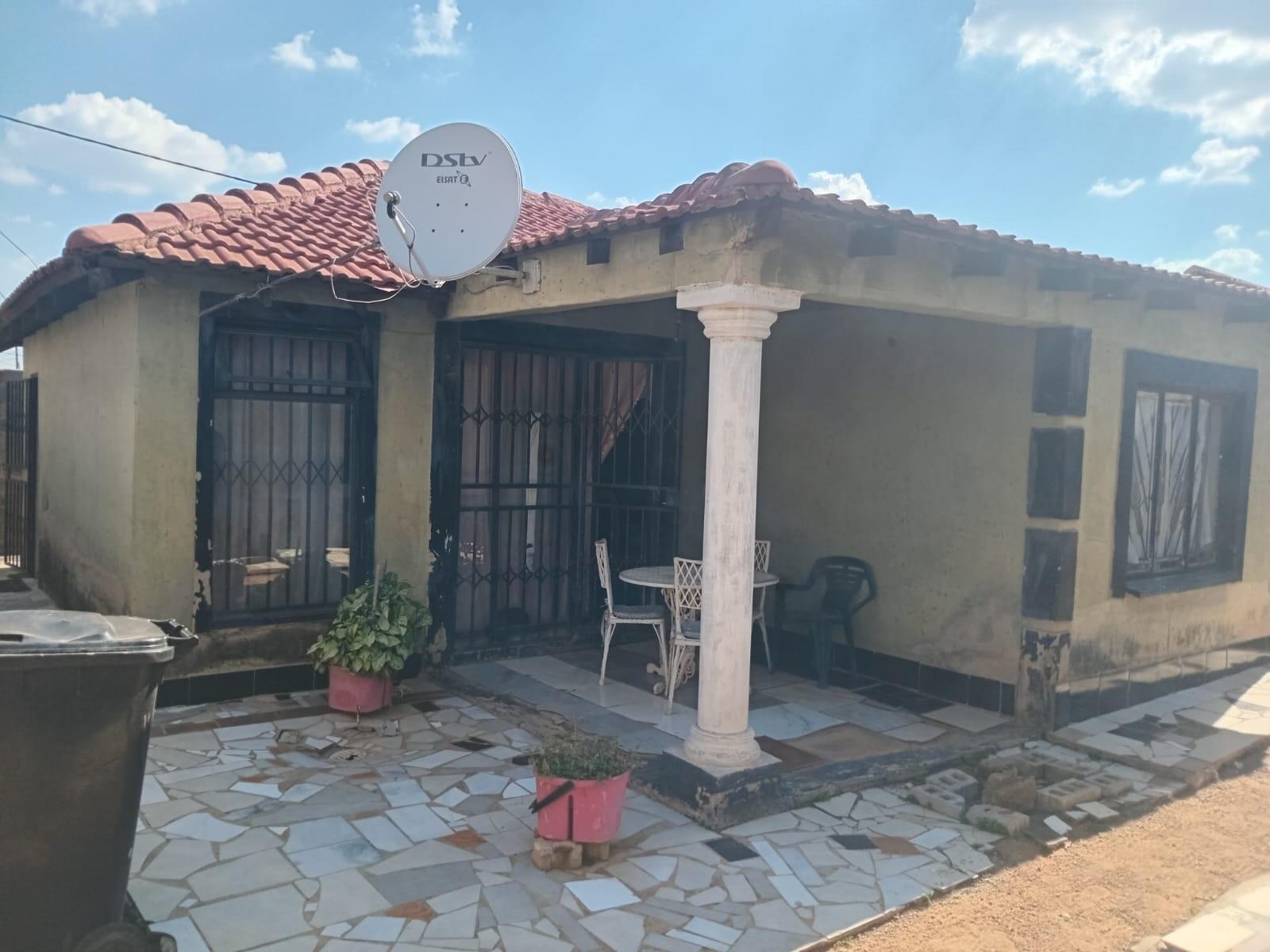 House For Sale in Orange Farm, Evaton