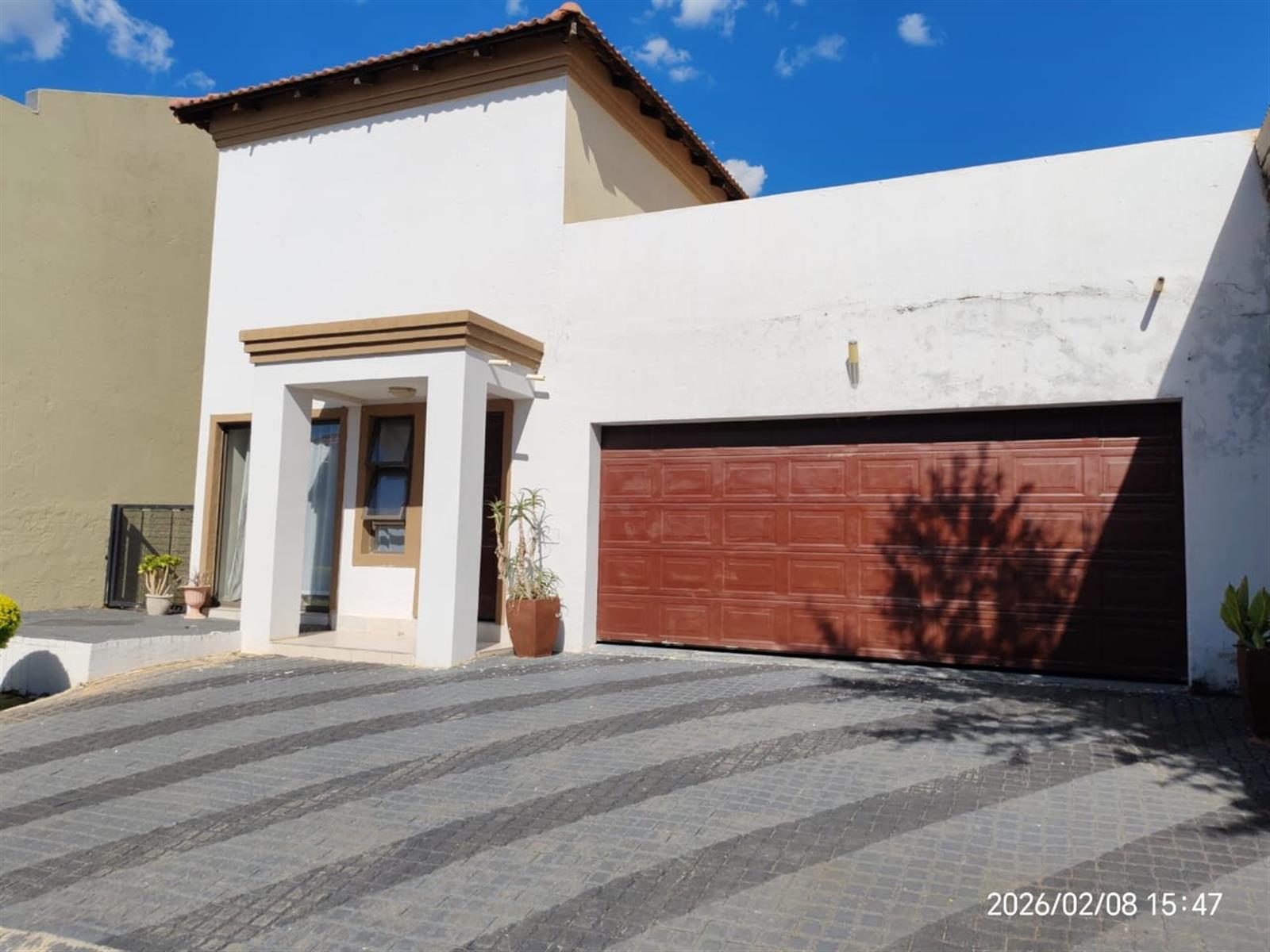 Stylish Double-Storey Home with Rooftop Entertainment