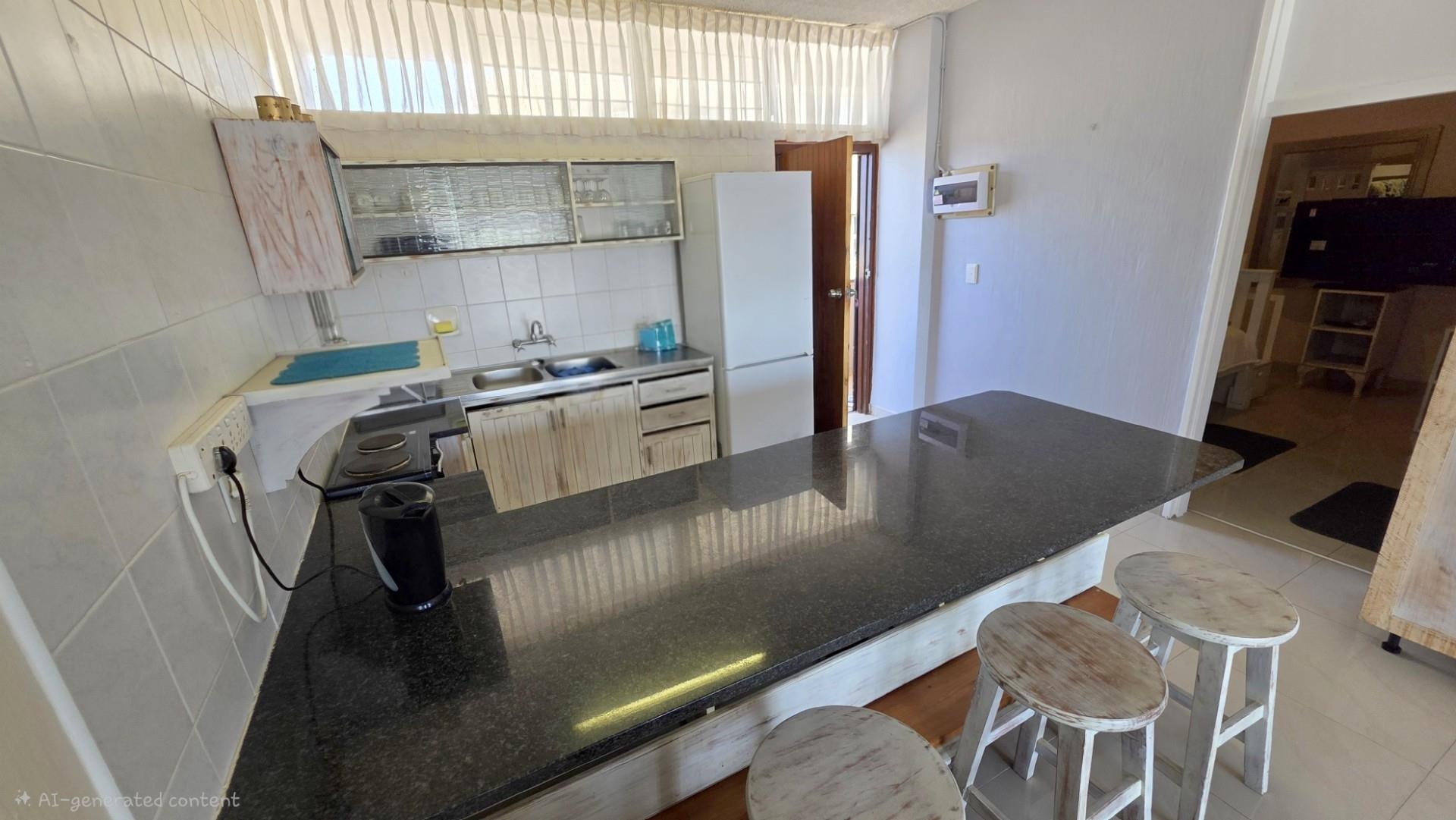 2 bedroom, 2 bathroom Beachfront Apartment For Sale in Margate, KwaZulu Natal