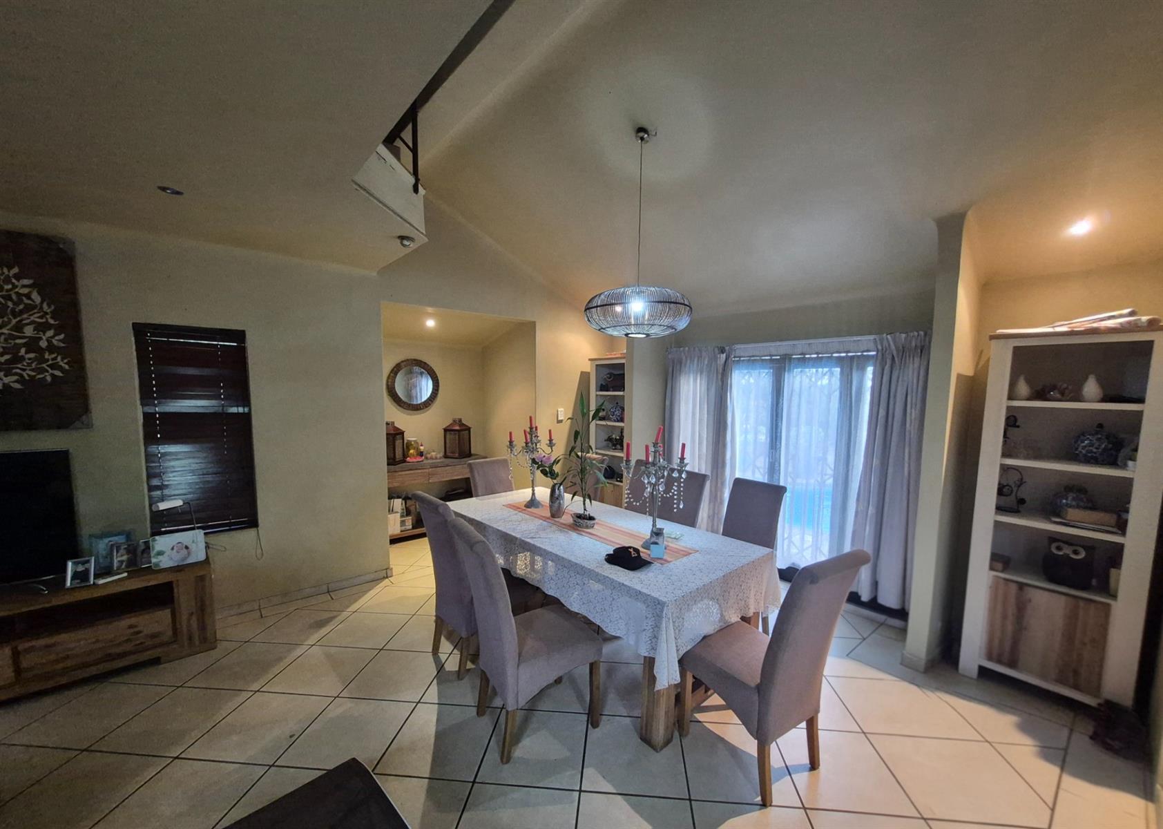 Multiple rental income! Air bnb money maker!