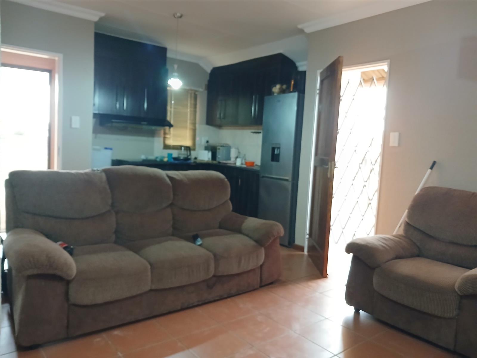 House For Sale in Sunset Manor, Kimberley