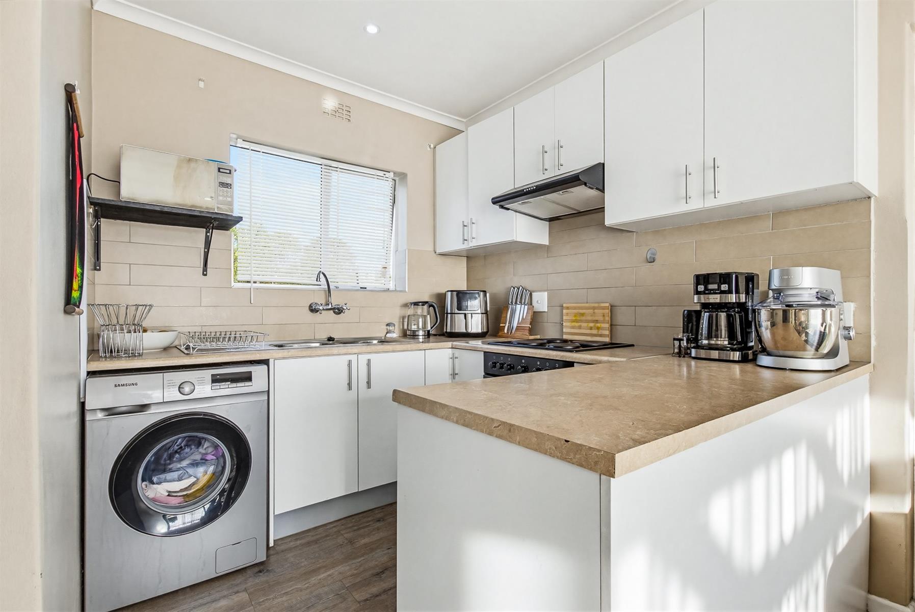 Charming Apartment with Stunning Views Perfect for First Time Buyers/Investors