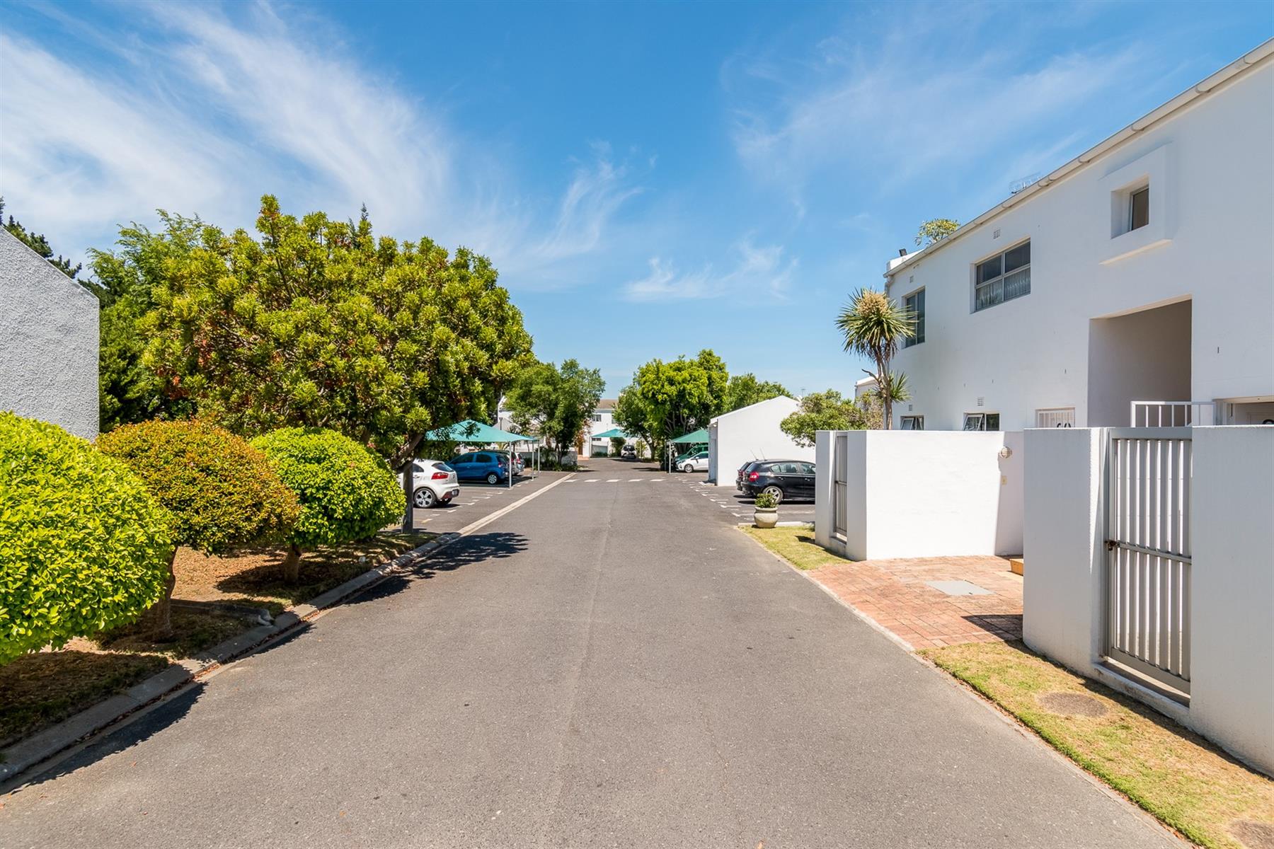 Charming Apartment with Stunning Views Perfect for First Time Buyers/Investors