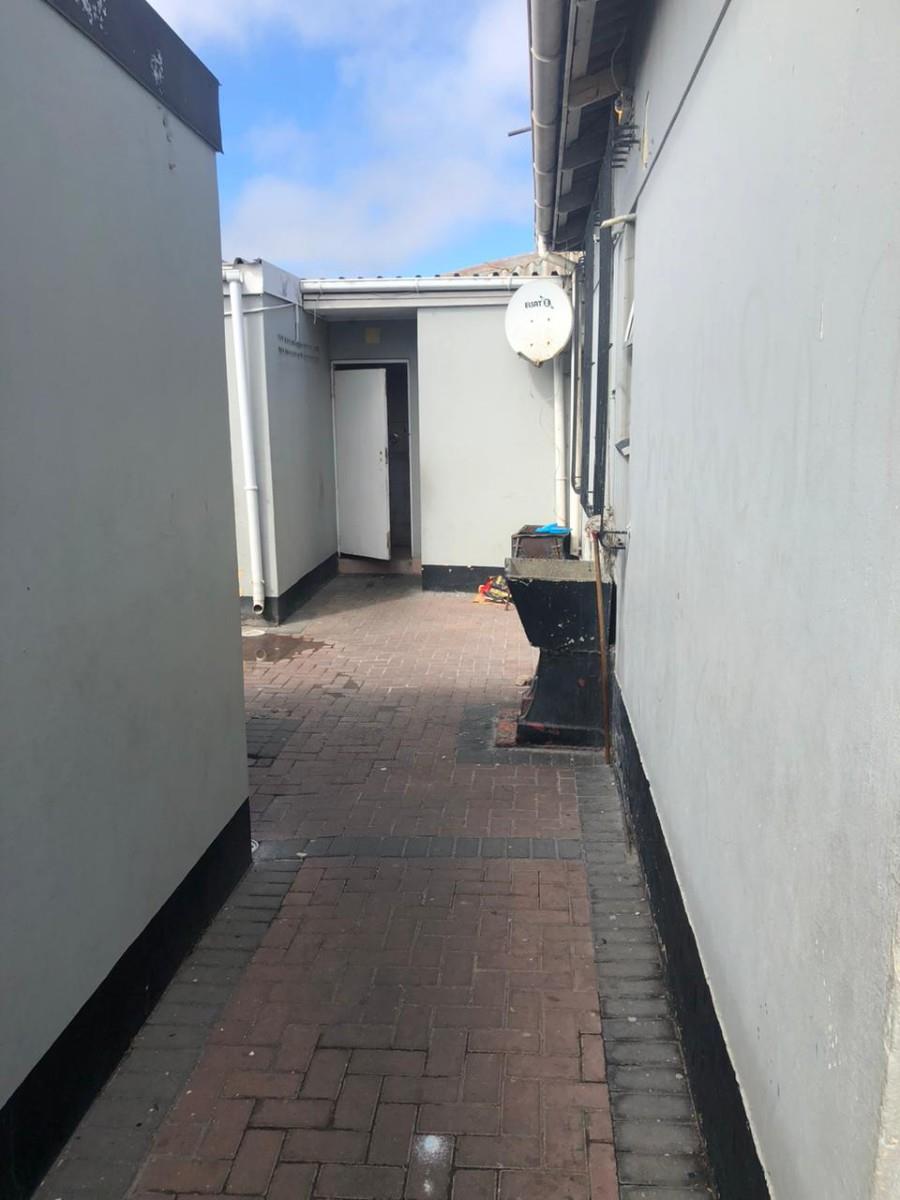 House for sale in Brooklyn, Milnerton, 199 m²