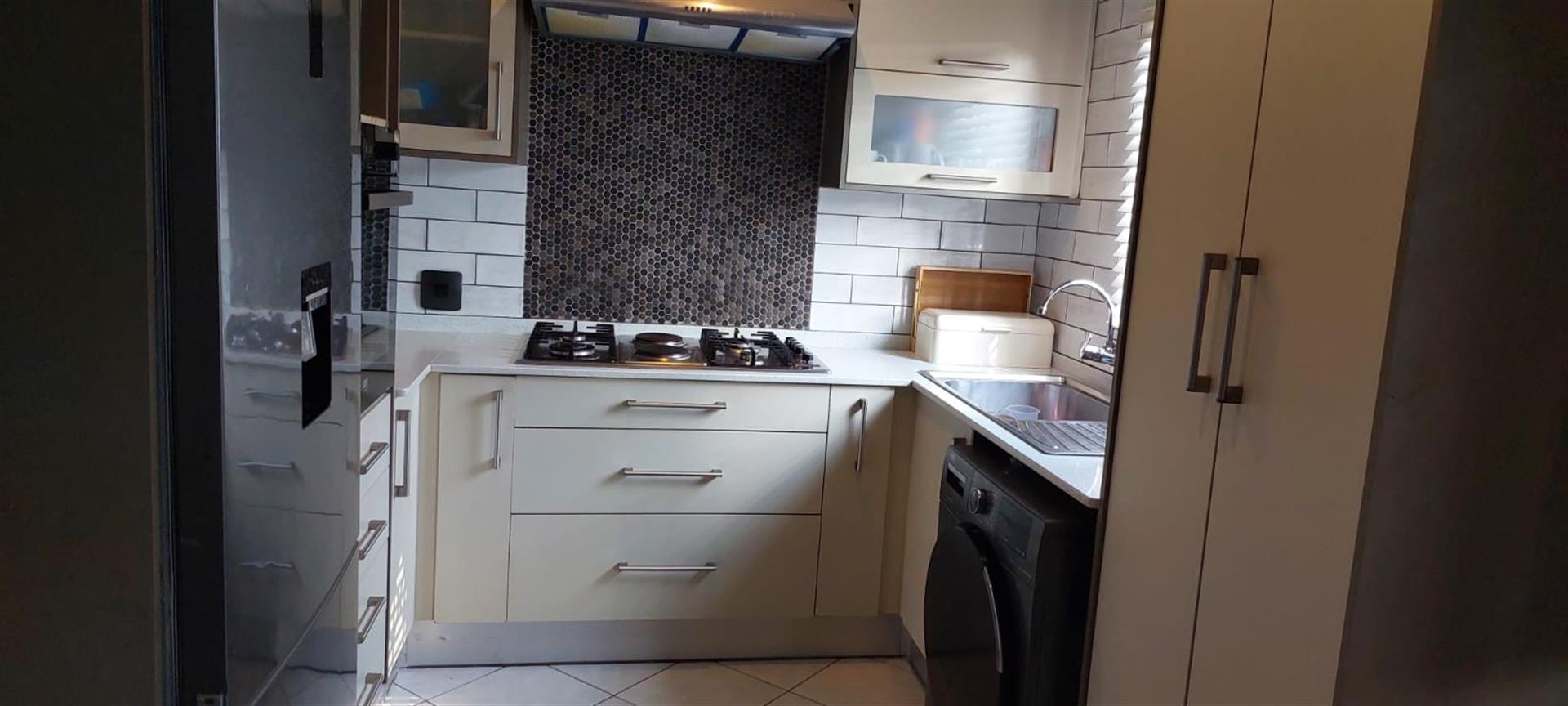 3 Bedroom house in Rosslyn, Nkwe Estate