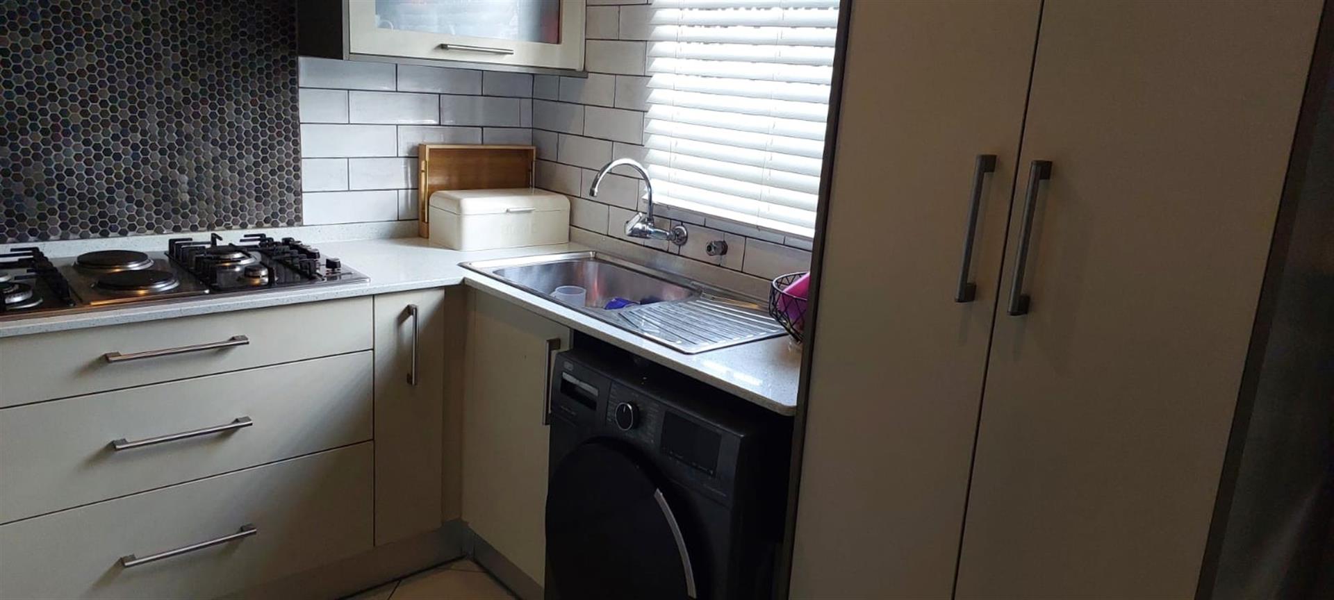 3 Bedroom house in Rosslyn, Nkwe Estate