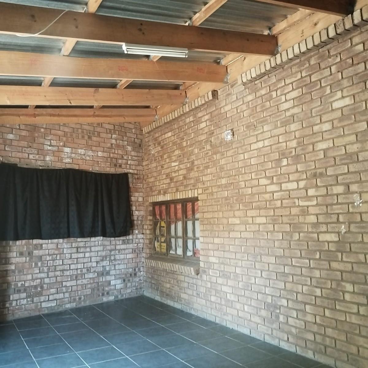 House For Sale in Hoeveld Park, Witbank