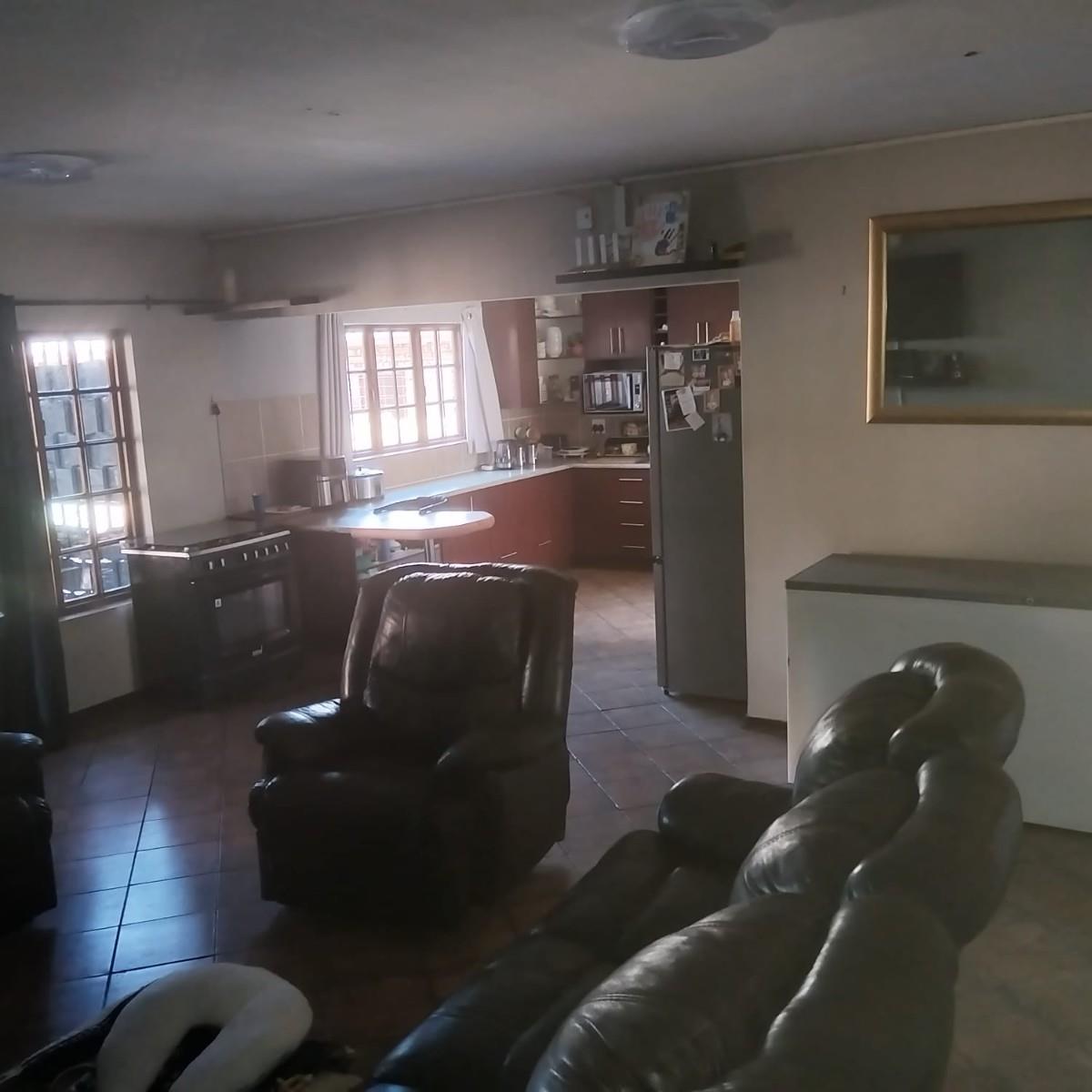 House For Sale in Hoeveld Park, Witbank