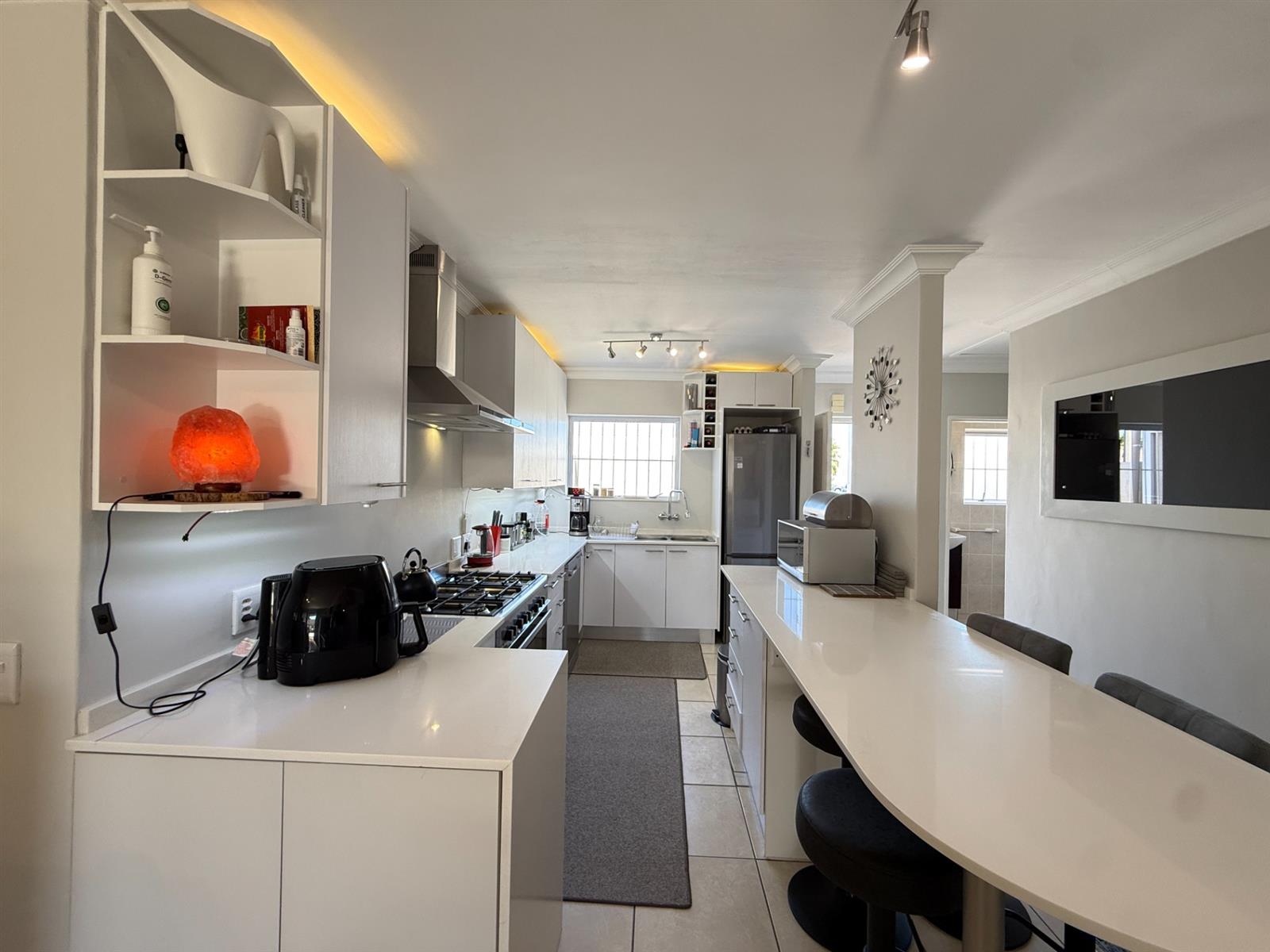 Townhouse for rent in Century City, Milnerton