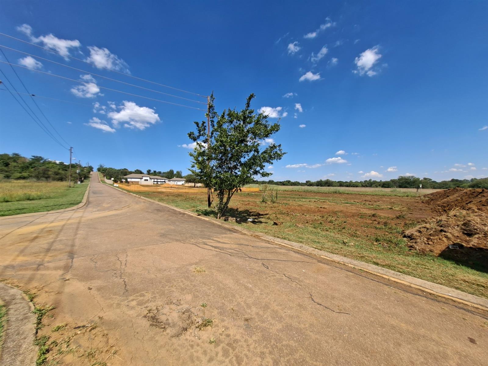 Rare Large Stand in Secure Country Estate For Sale in Pretoria East