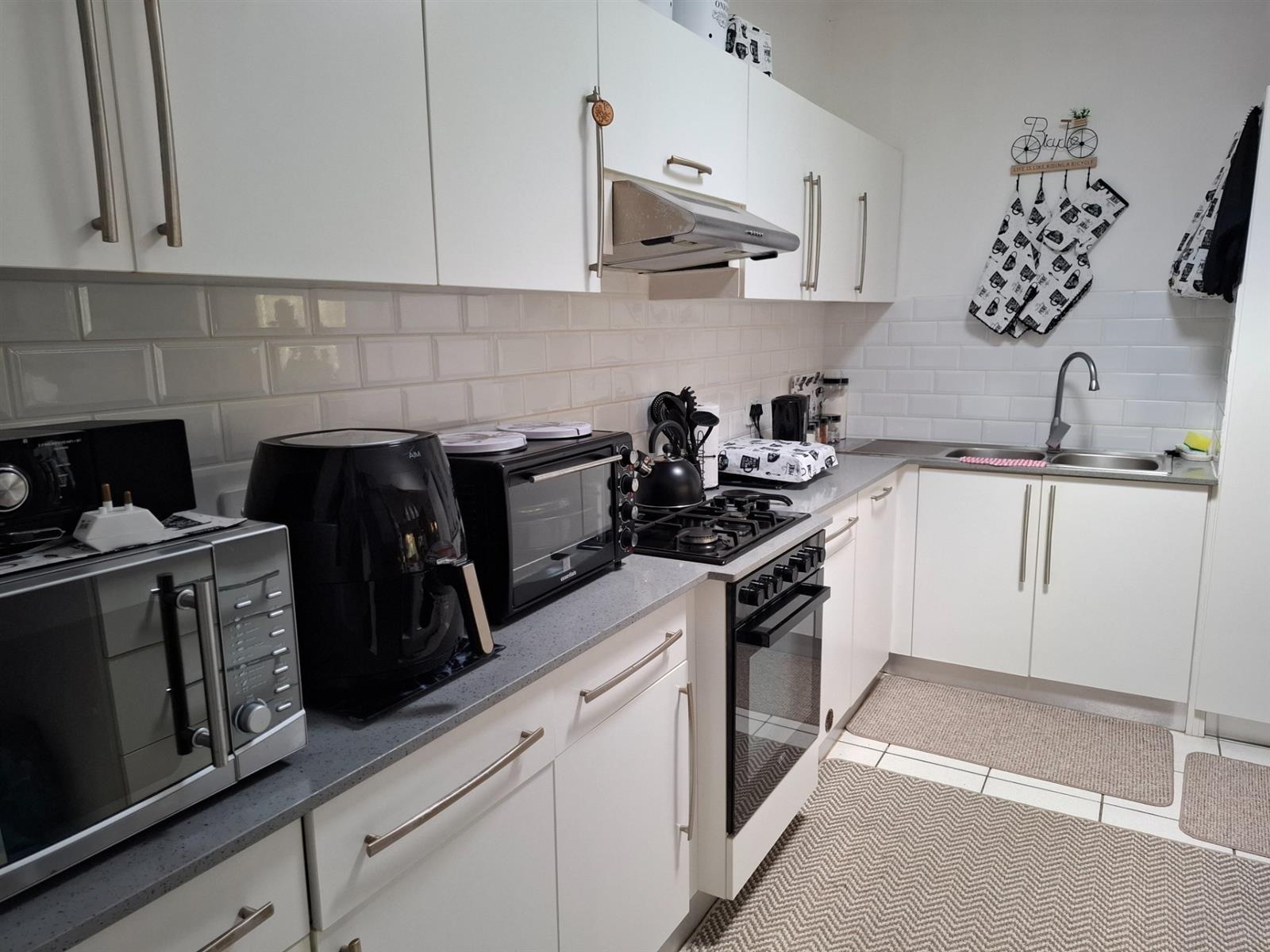 Super spacious townhouse in Uvongo