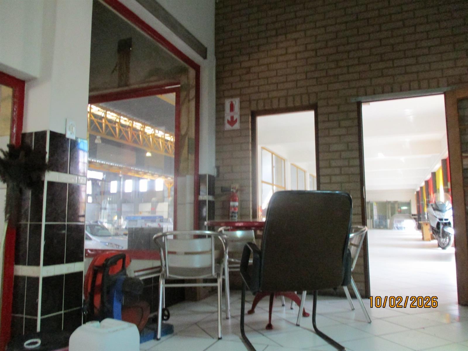 MIX-USE BUILDING FOR SALE IN TROJAN, JOHANNESBURG