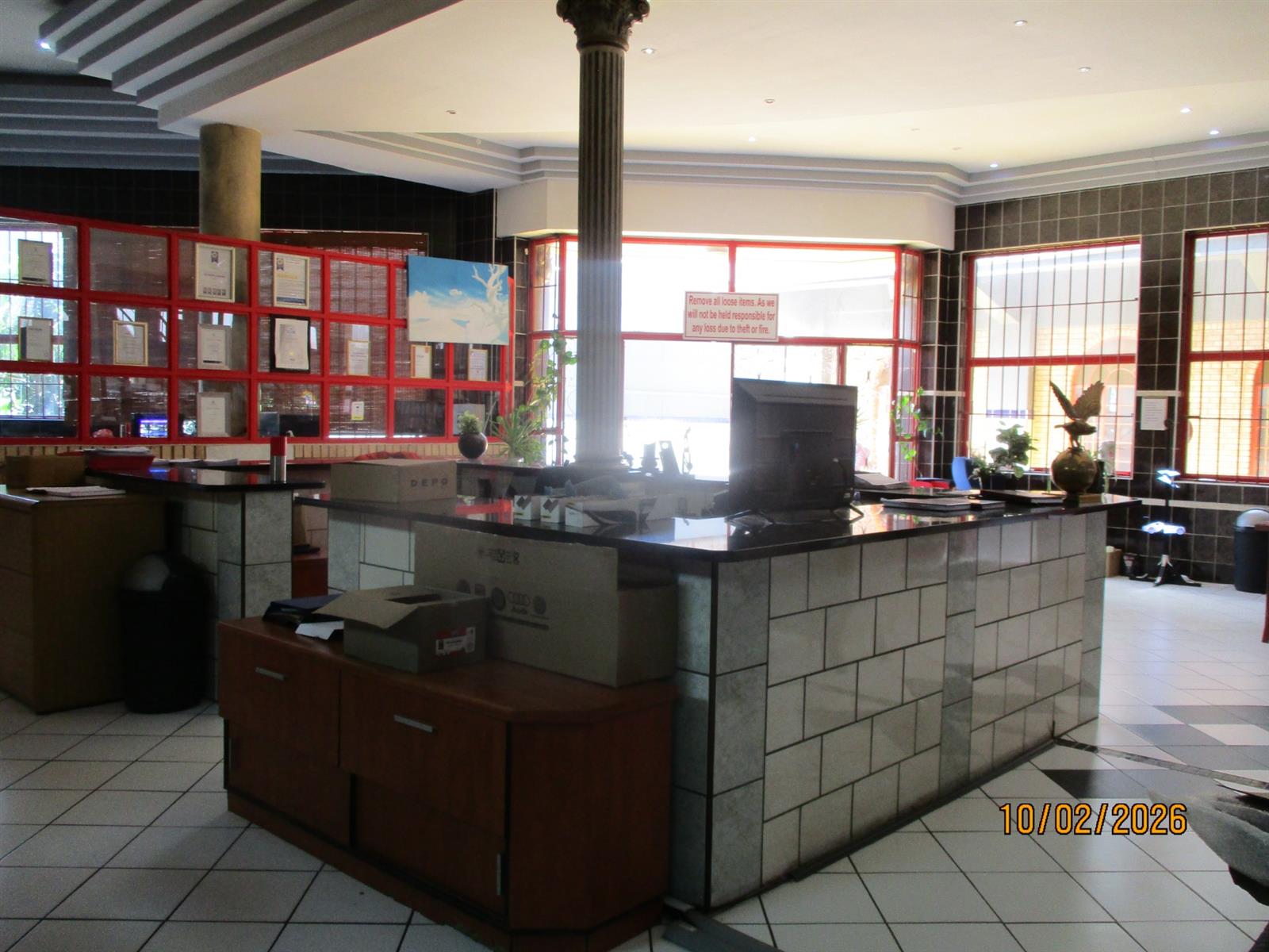 MIX-USE BUILDING FOR SALE IN TROJAN, JOHANNESBURG