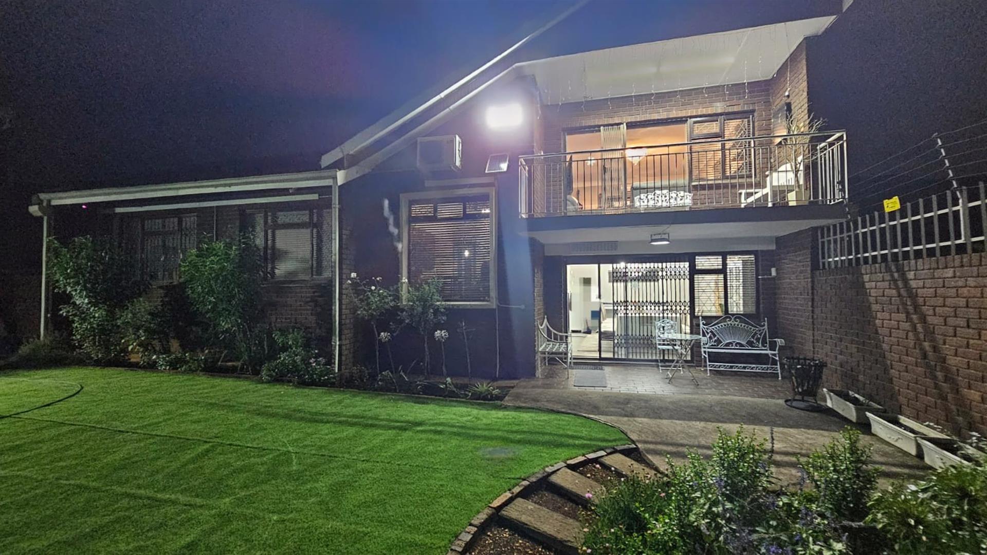 Elegant Golf-View Living - Beautifully Repositioned at R2.295 Million 2