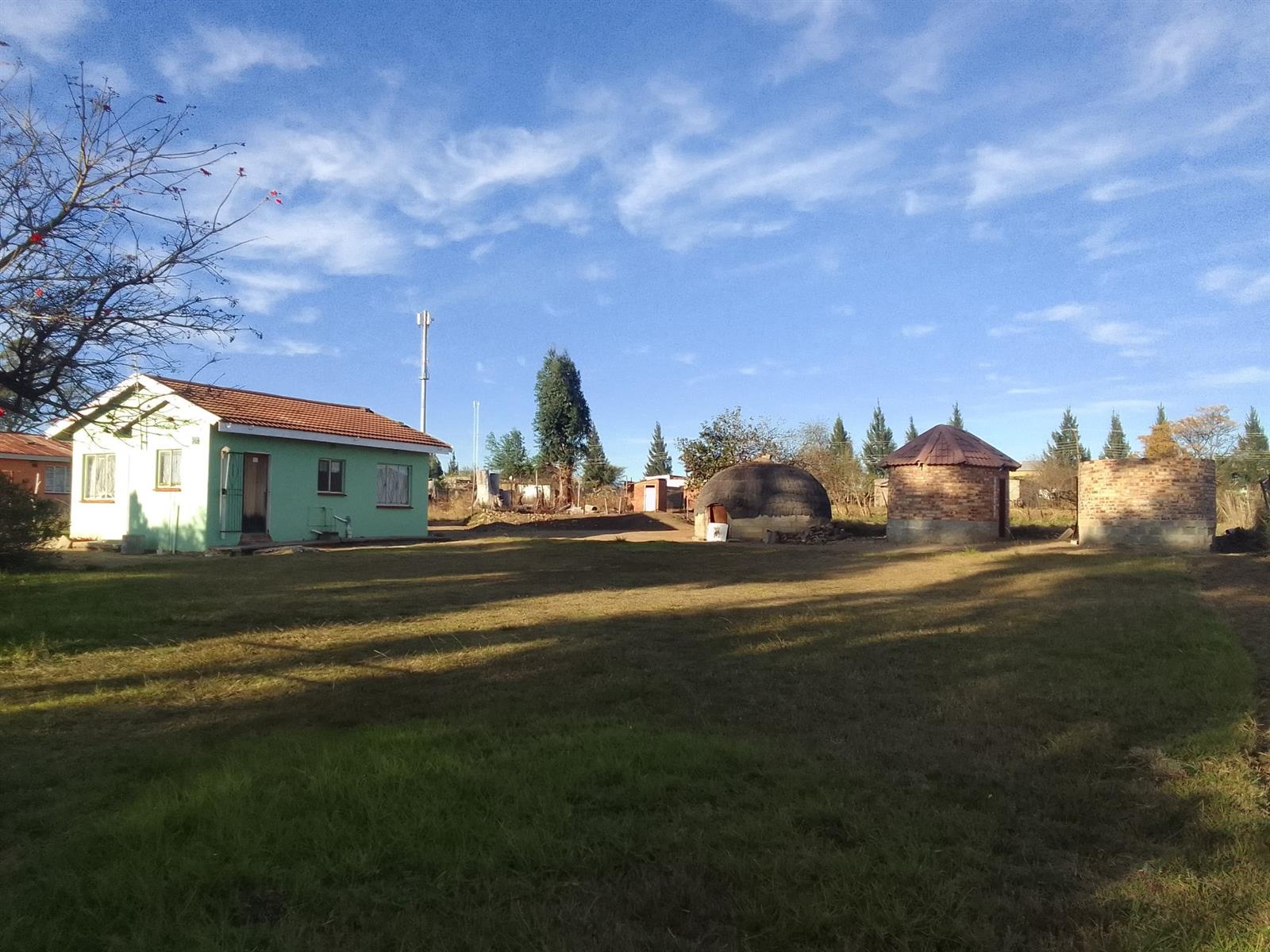 House for sale emondlo