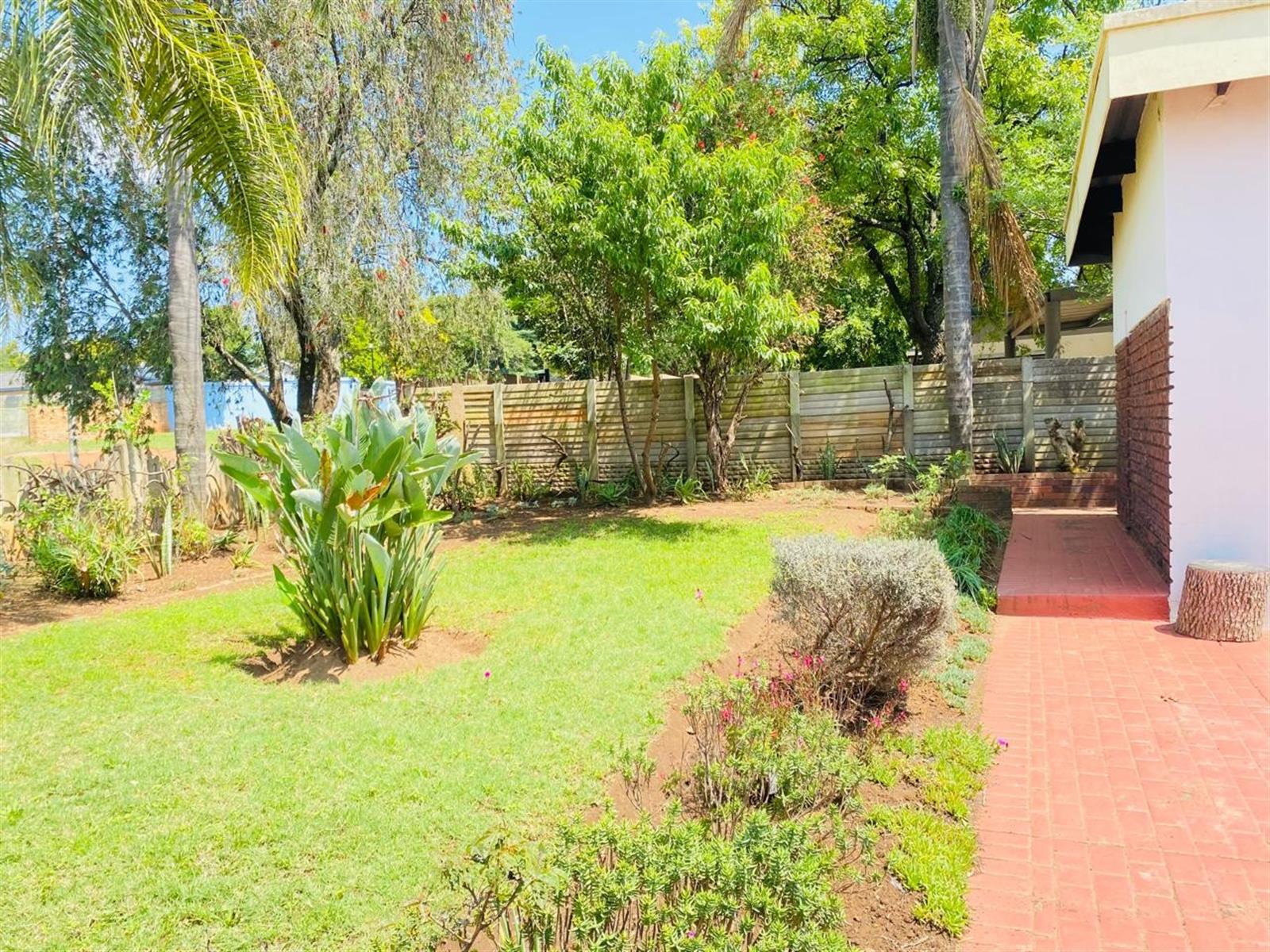 House For Sale in Huttenheights, Newcastle, KwaZulu Natal